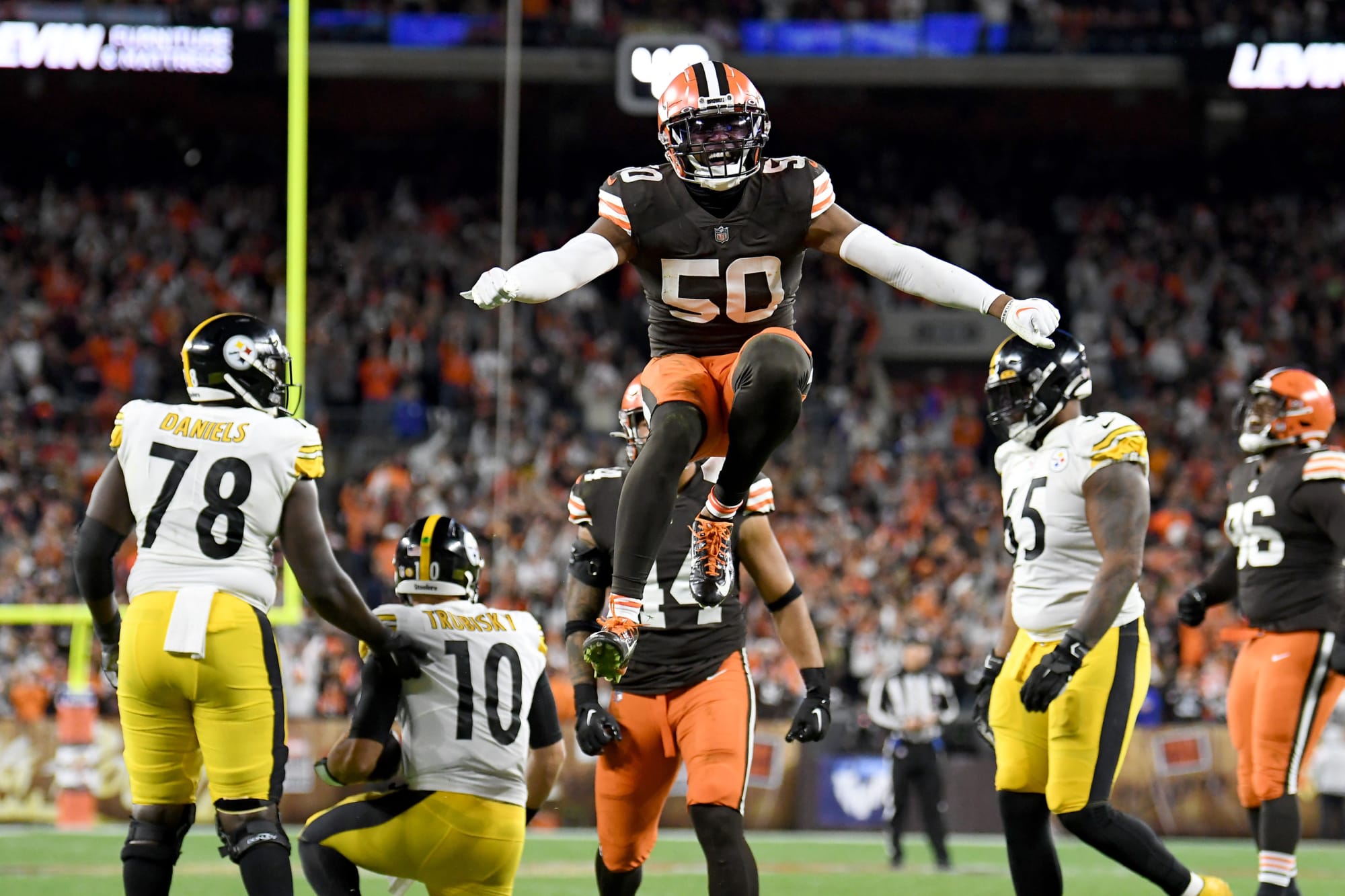Pressure is on Jacob Phillips as Browns lose Anthony Walker