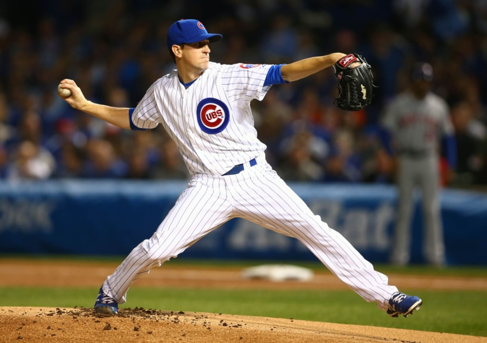 Cubs embracing high expectations for 2016