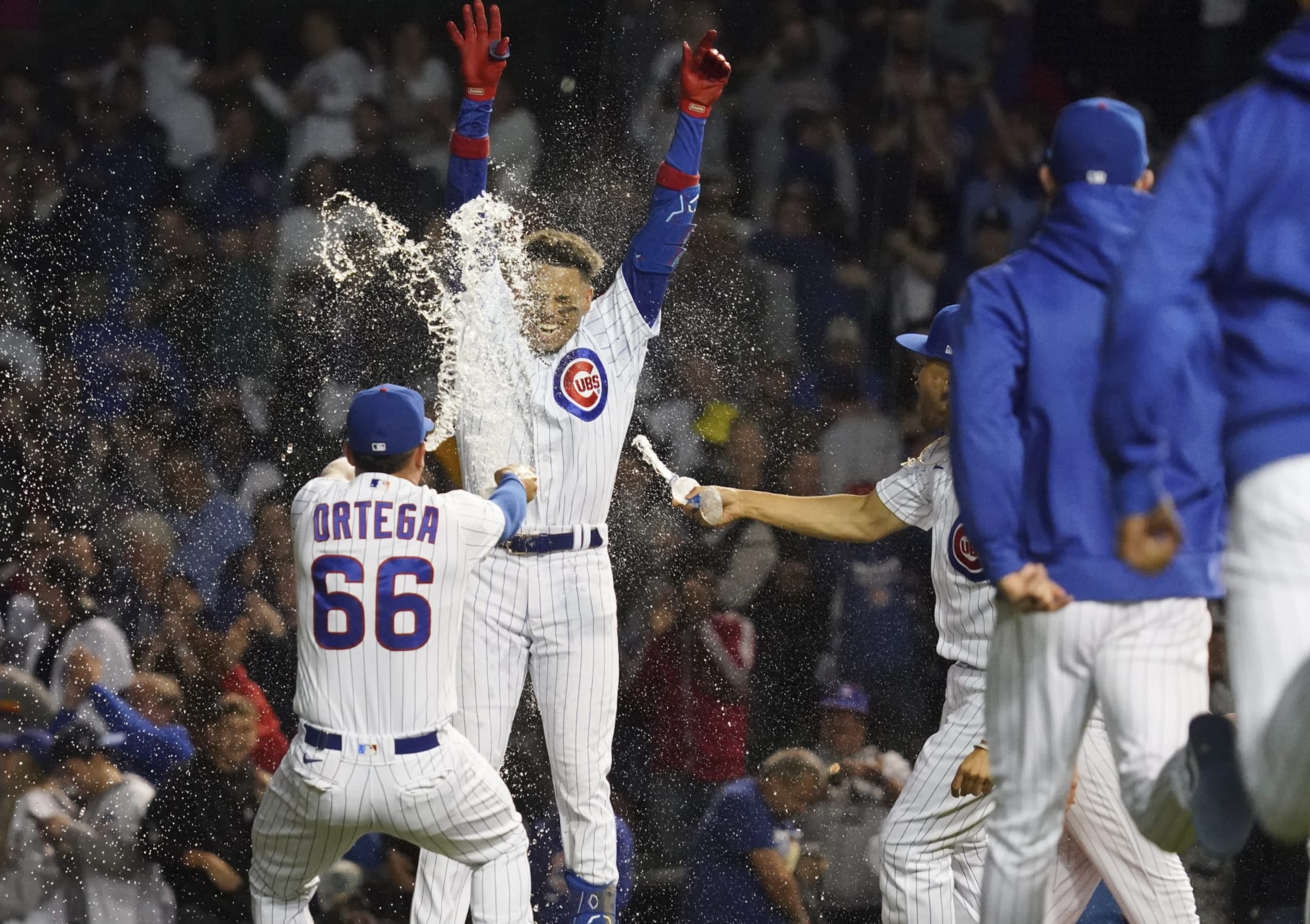 Christopher Morel has a few highlights in the Cubs' win vs Reds