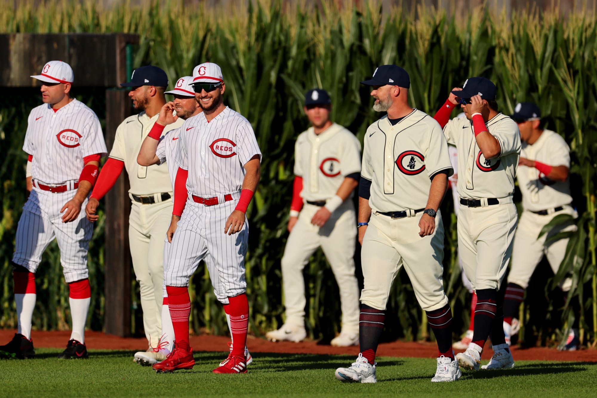 Cubs 'have a catch,' claim a win over Reds in second 'Field of Dreams' game  - Chicago Sun-Times
