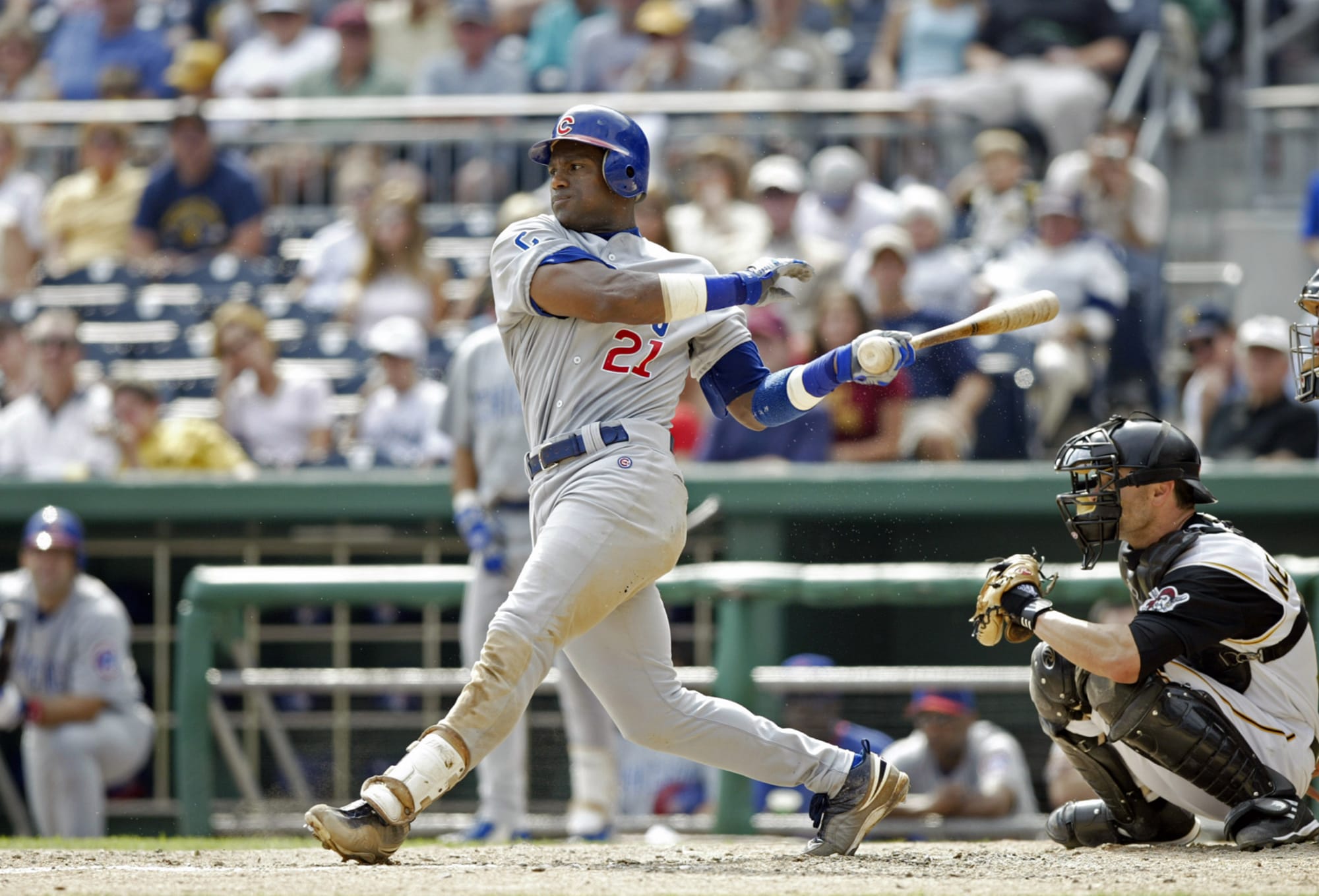 Sammy Sosa wants his number retired by the Cubs