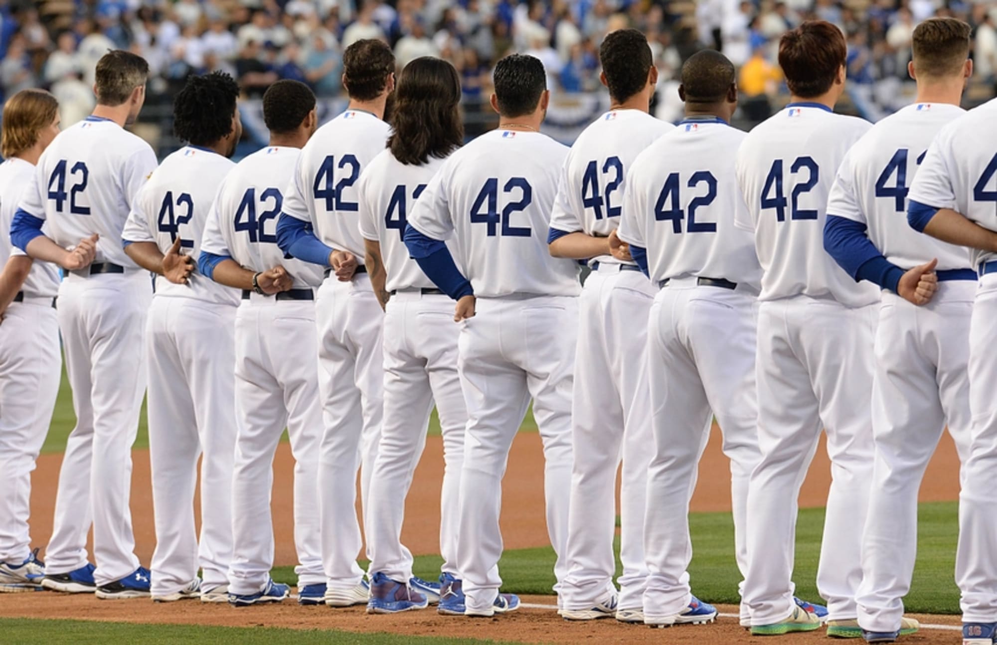 Dodgers Manager Writes About Jackie Robinson
