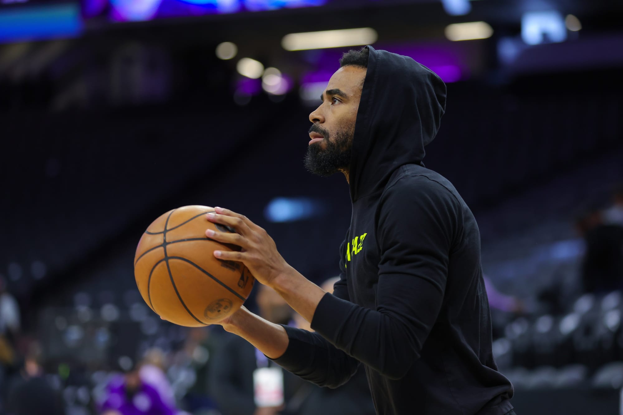 Minnesota Timberwolves' Mike Conley balances family with a playoff push