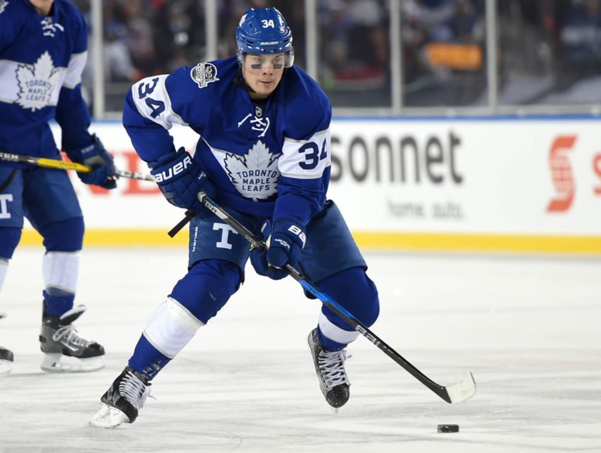 Auston Matthews of Toronto Maple Leafs has 2017-18's best-selling