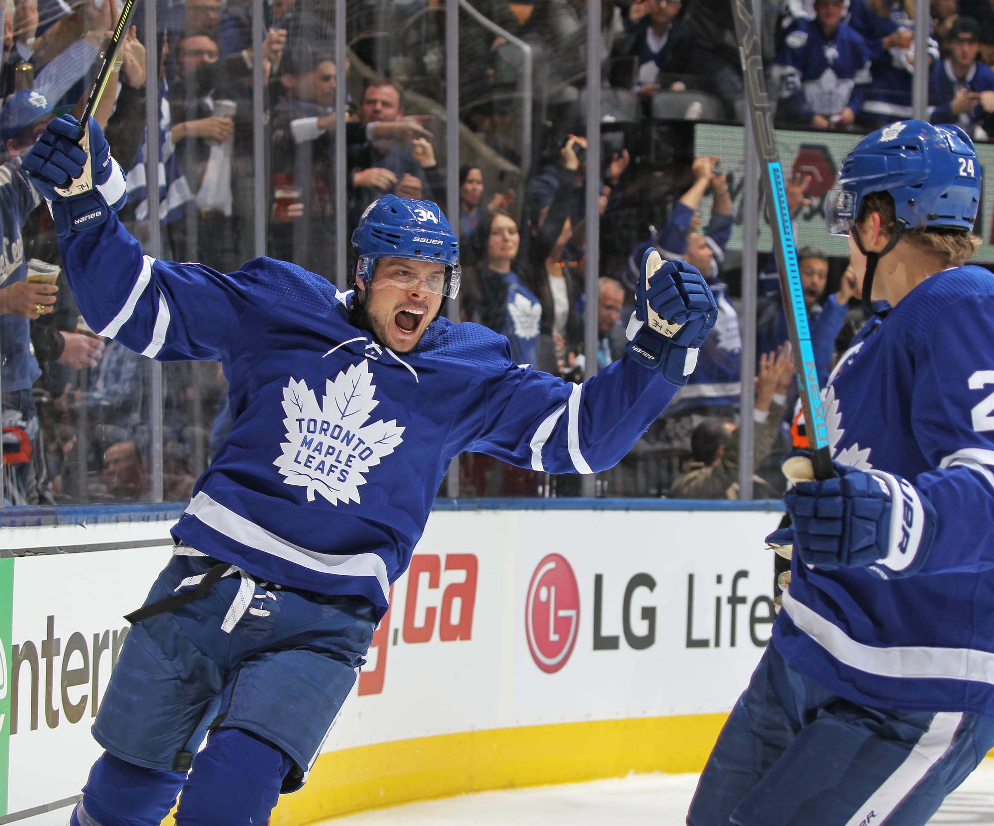 Toronto Maple Leafs' Kasperi Kapanen was scratched from win over