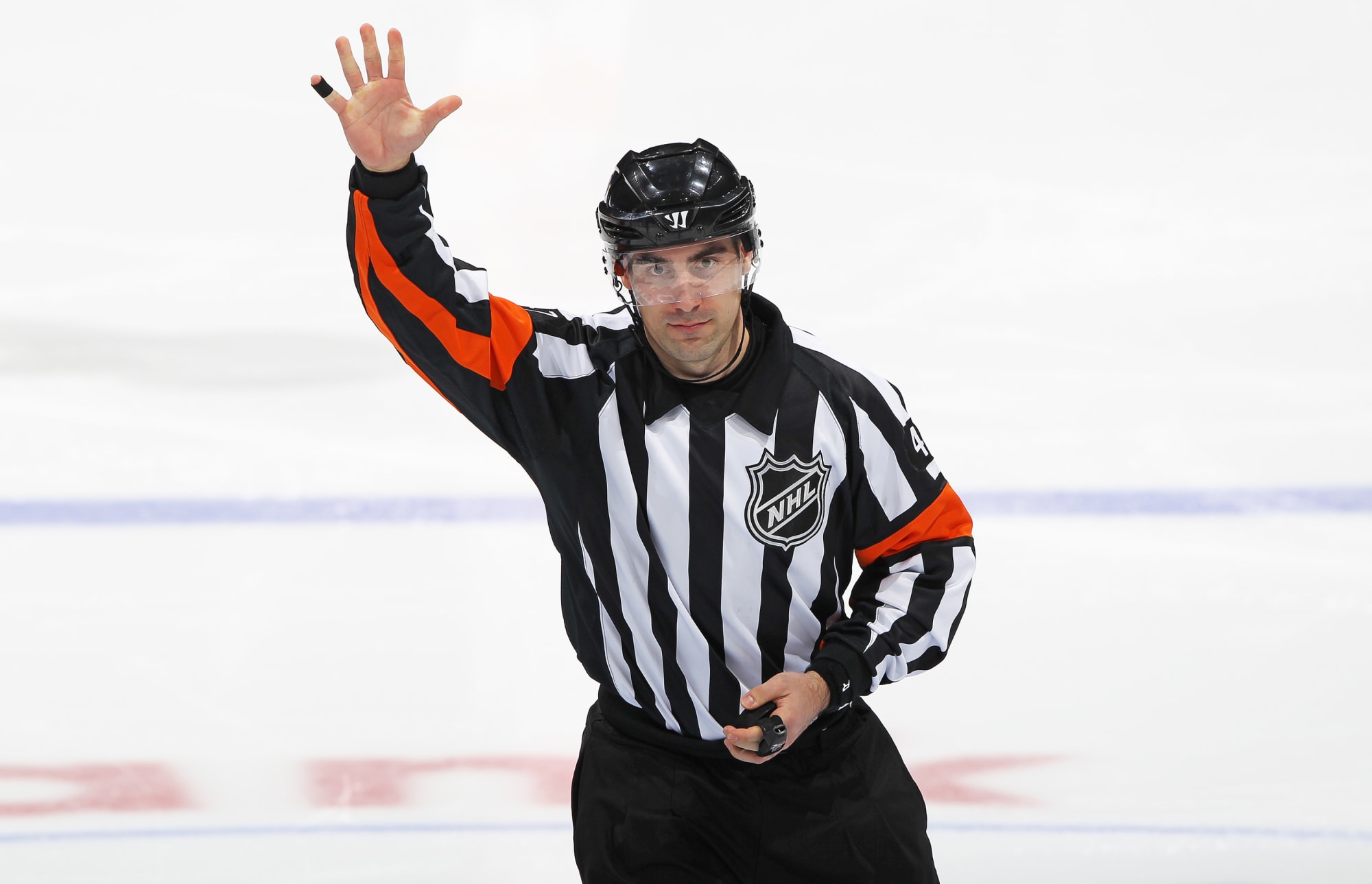 Leafs' Michael Bunting has lost the respect of NHL refs