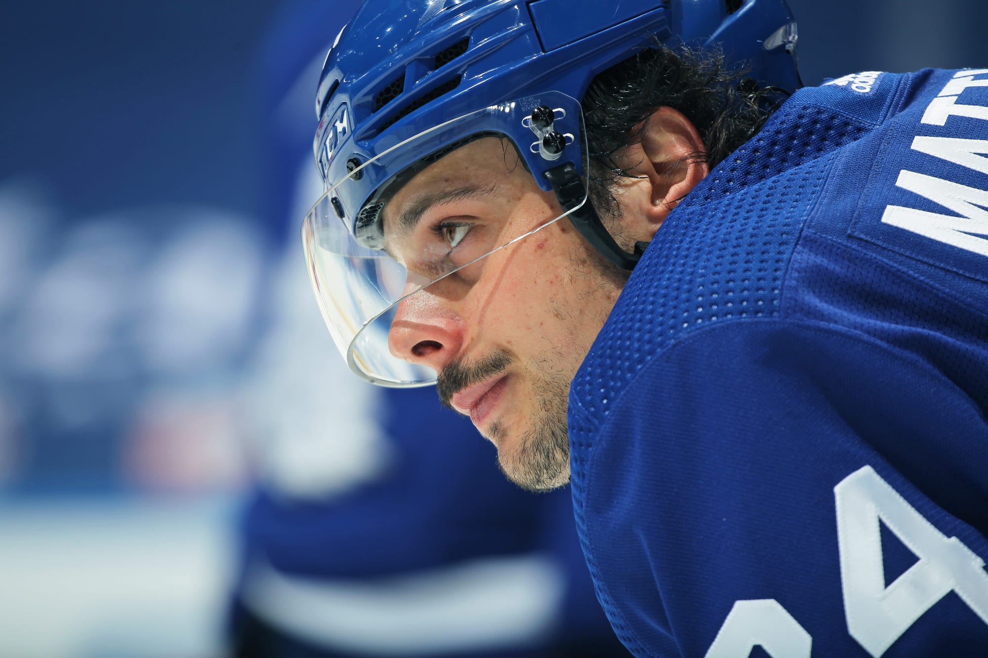 Sportsnet - First look at Joe Thornton in a Toronto Maple