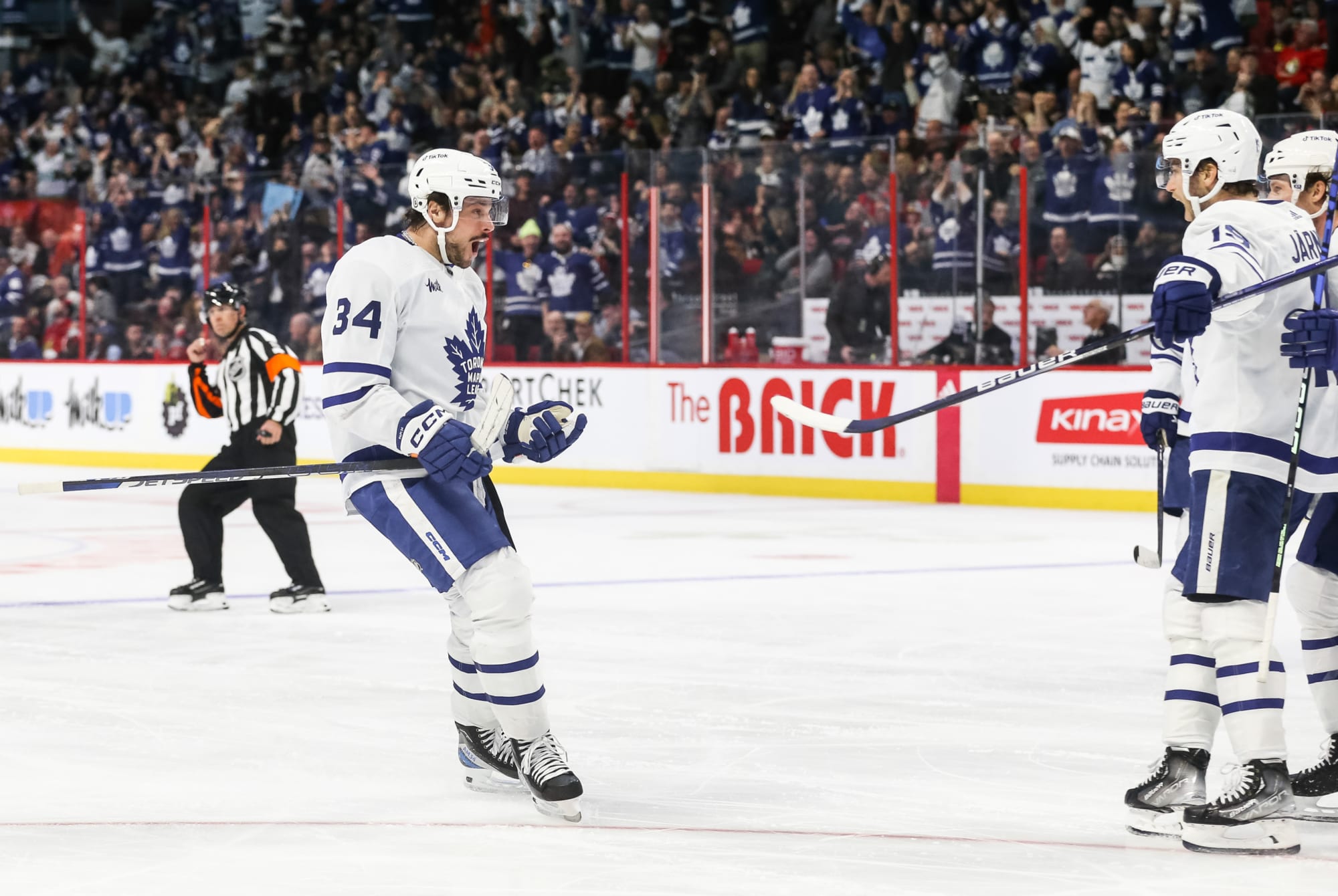 Leafs Coach Expecting More Out of Matthews, Marner and Nylander - NHL Trade  Rumors 