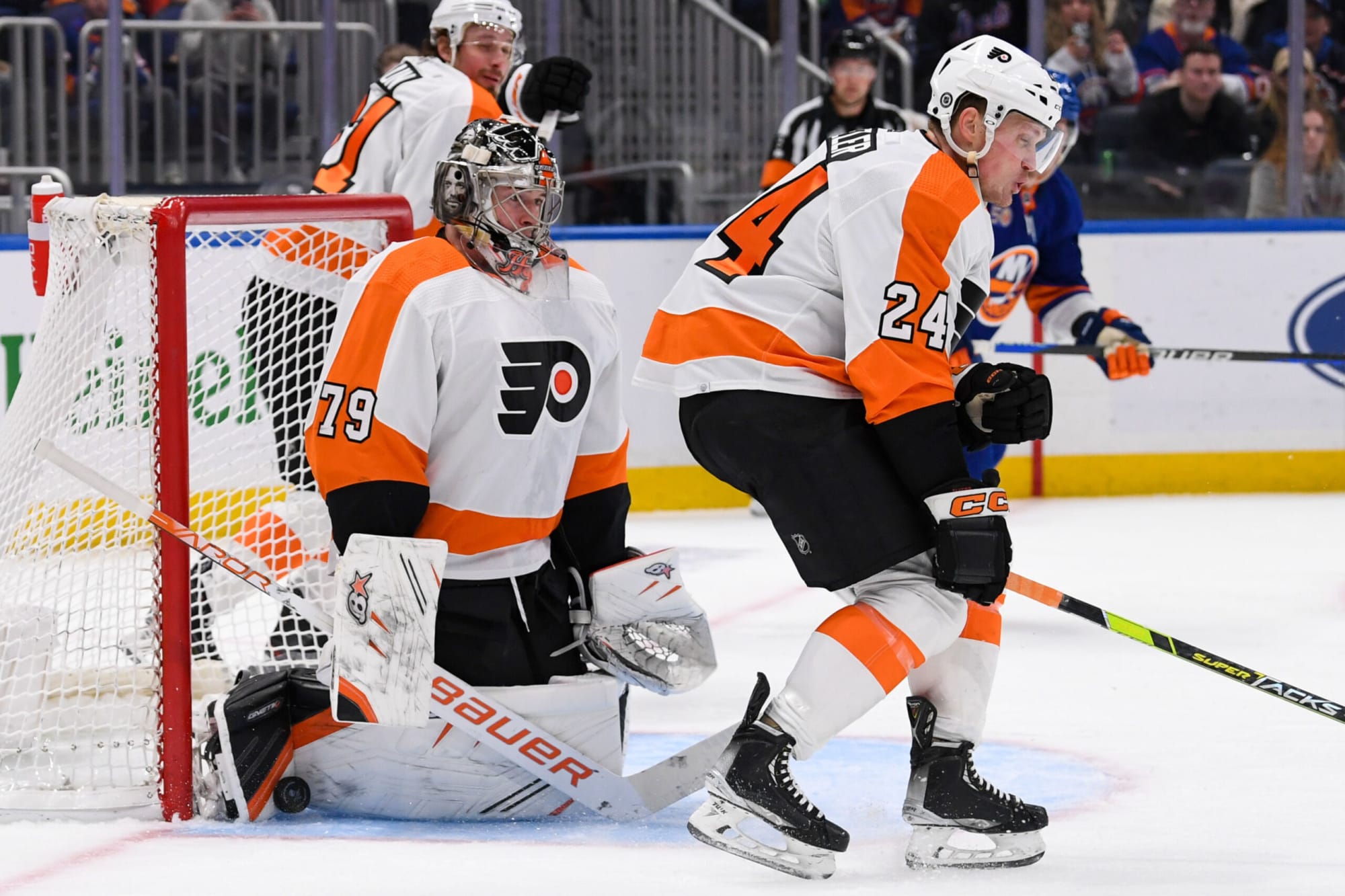 Brière Won't Fully Commit, but Dubs Carter Hart as Likely