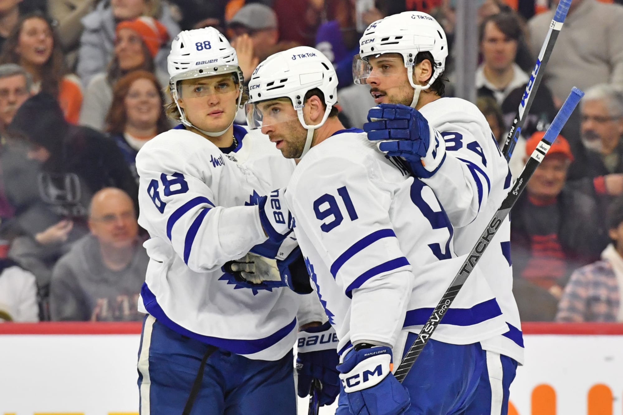 Nylander scores career-high 32nd goal of season to propel Maple Leafs past  Flyers
