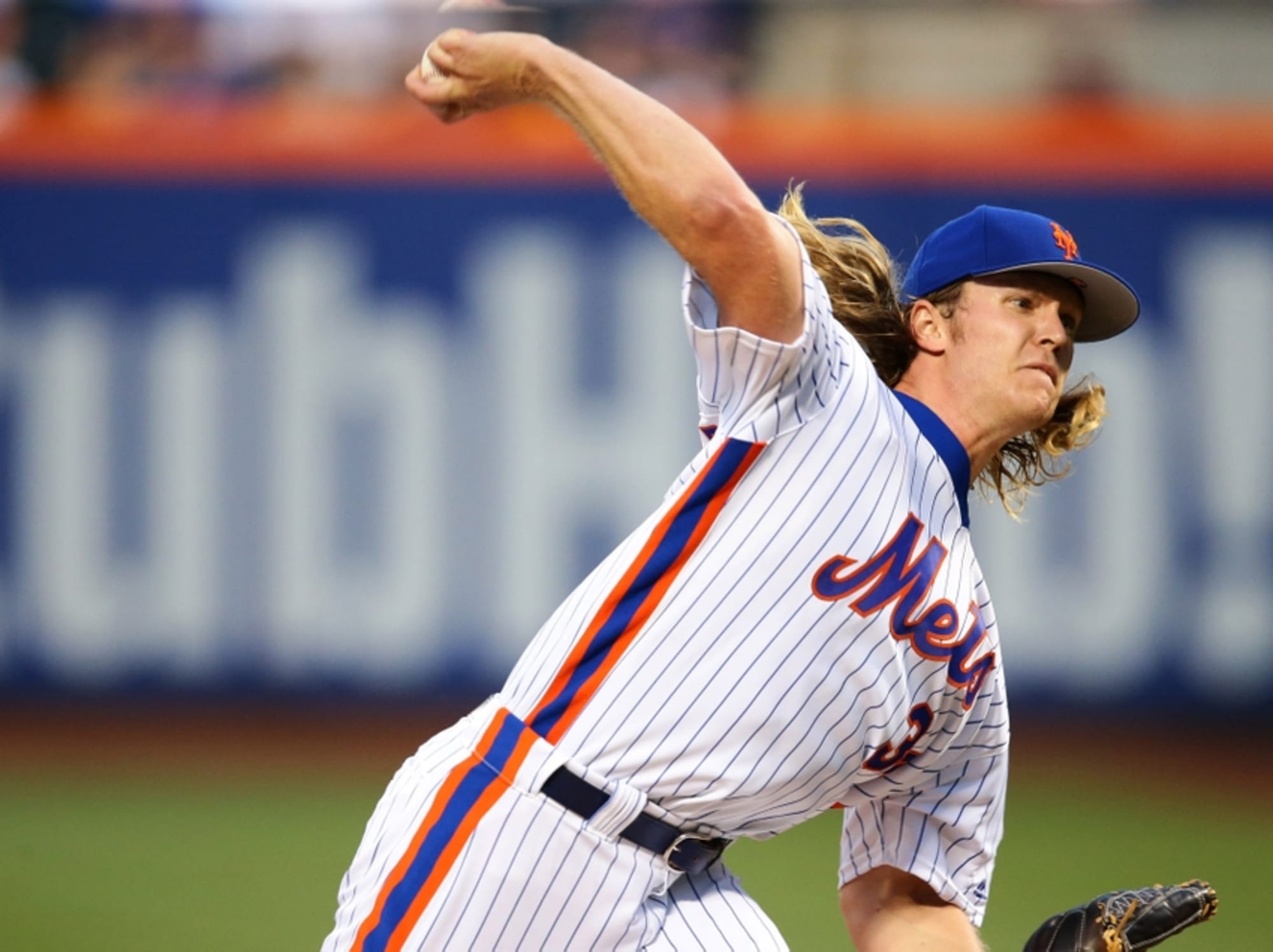 Noah Syndergaard exits first Guardians start after being hit by ground ball  