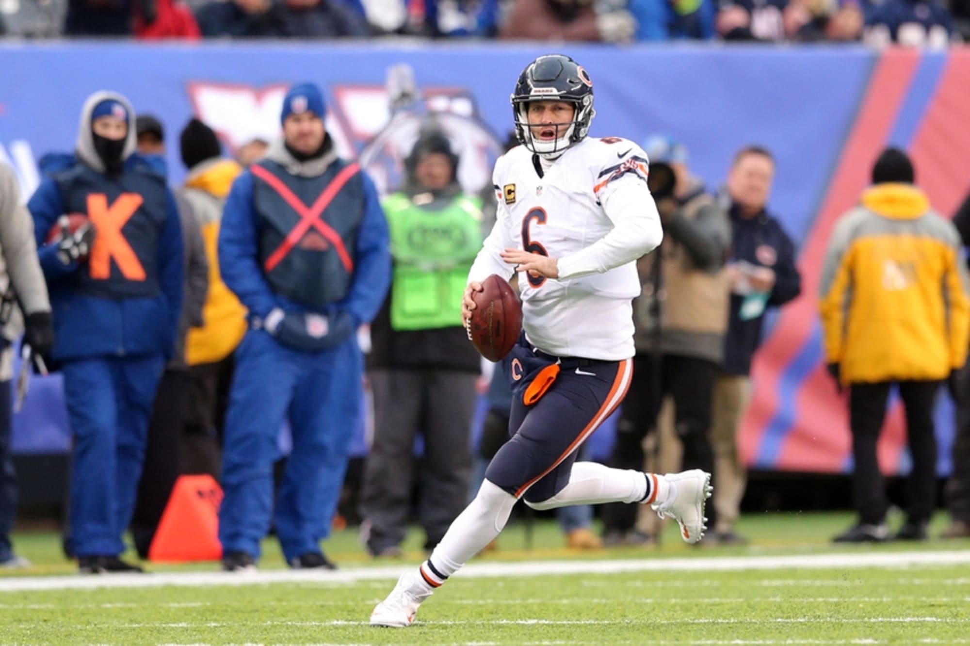 As Jay Cutler, Chicago Bears O-line improve, good things will happen