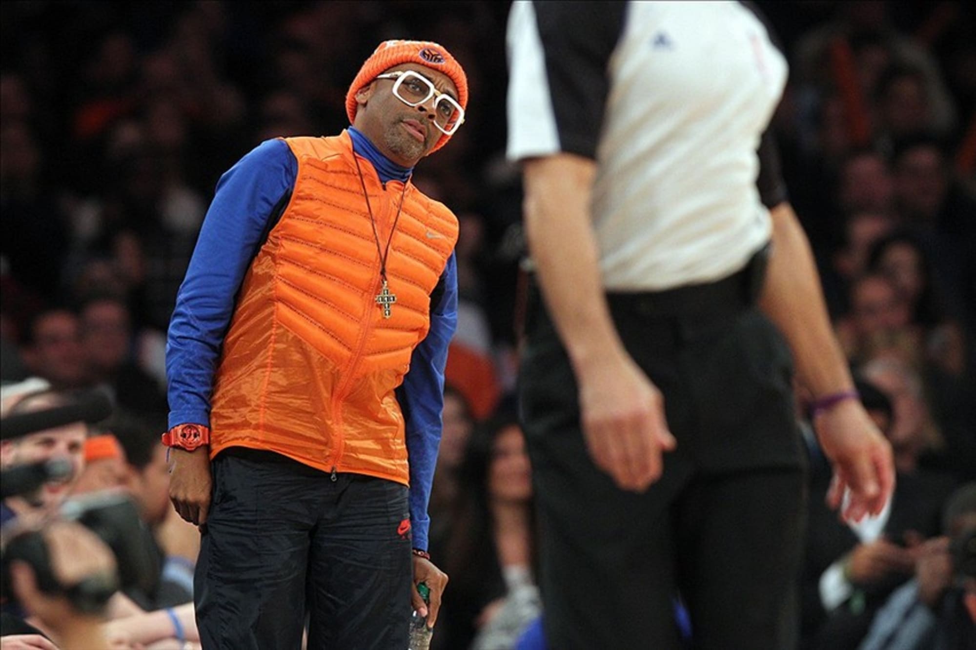 Spike Lee Is Enjoying The Knicks Game In A Distracting Hat Gif