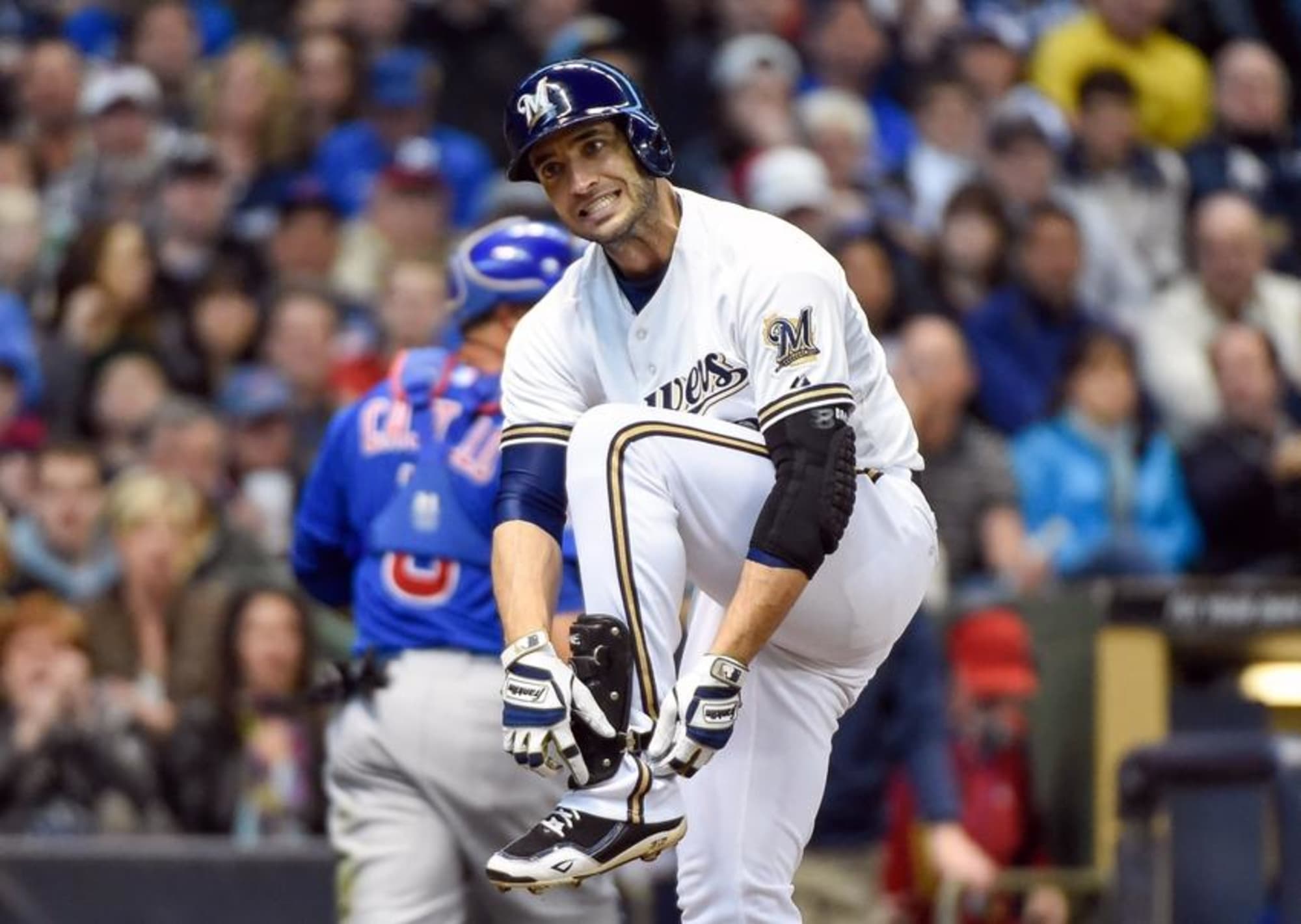 Ryan Braun exits Brewers game early with rib cage strain