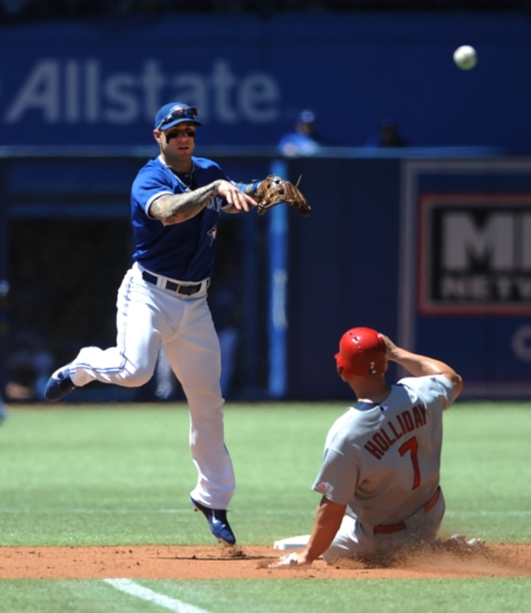 MLB Rumors: Toronto Blue Jays looking to trade for everyday infielder?
