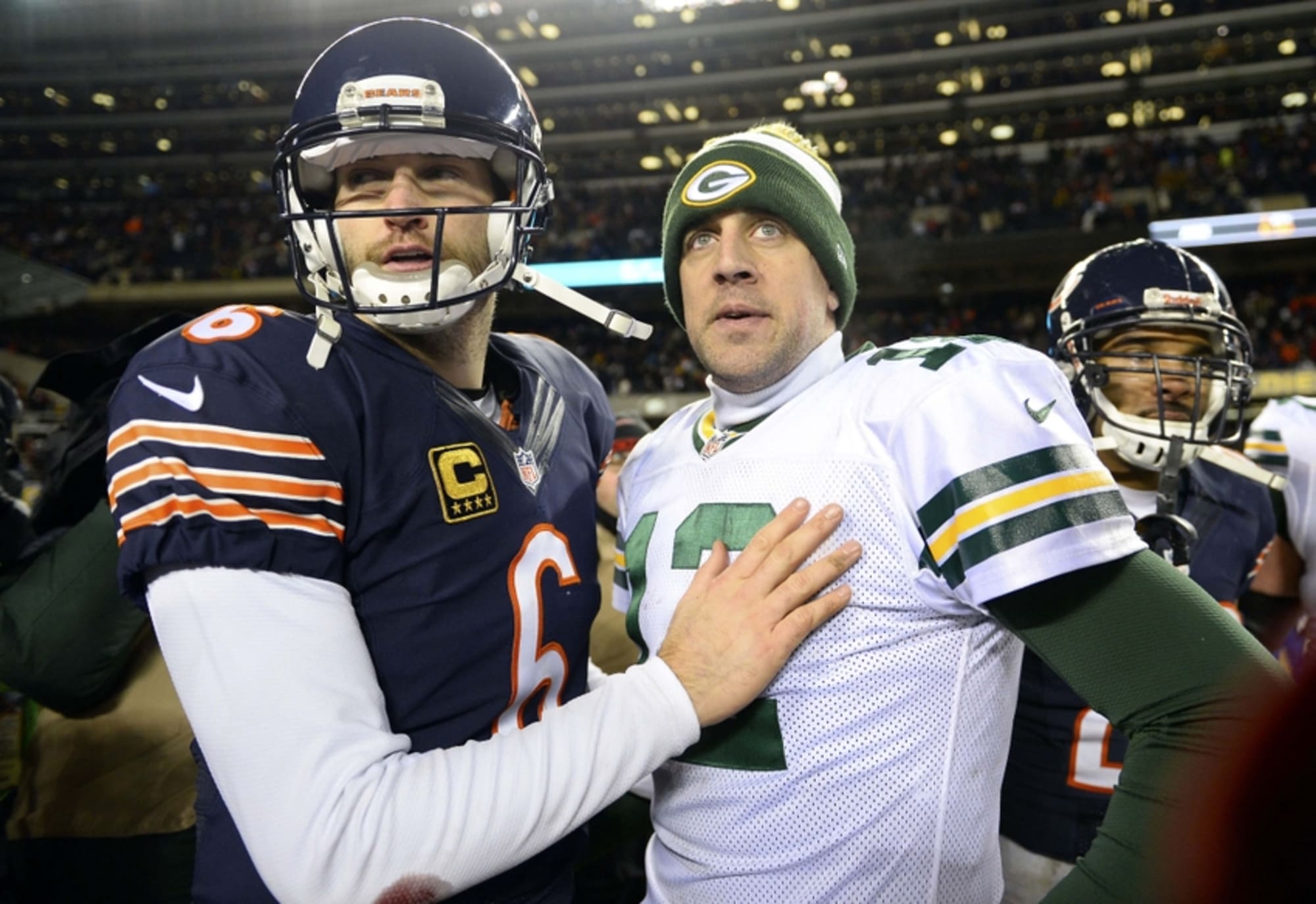 Pearl Jam Singer Proposes Aaron Rodgers Jay Cutler Trade