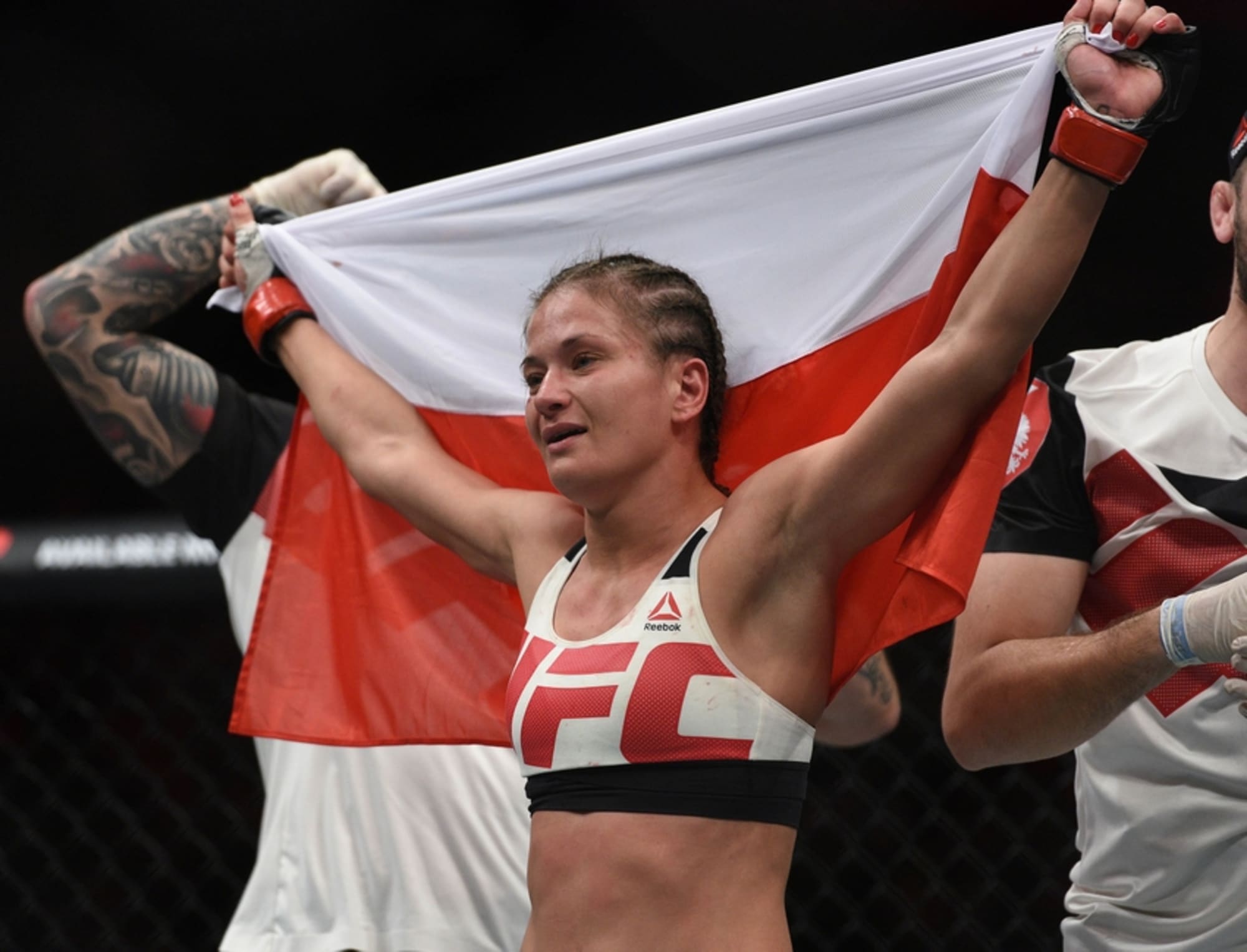 Ved daggry ego Observatory UFC 201 results and highlights: Karolina Kowalkiewicz vs. Rose Namajunas