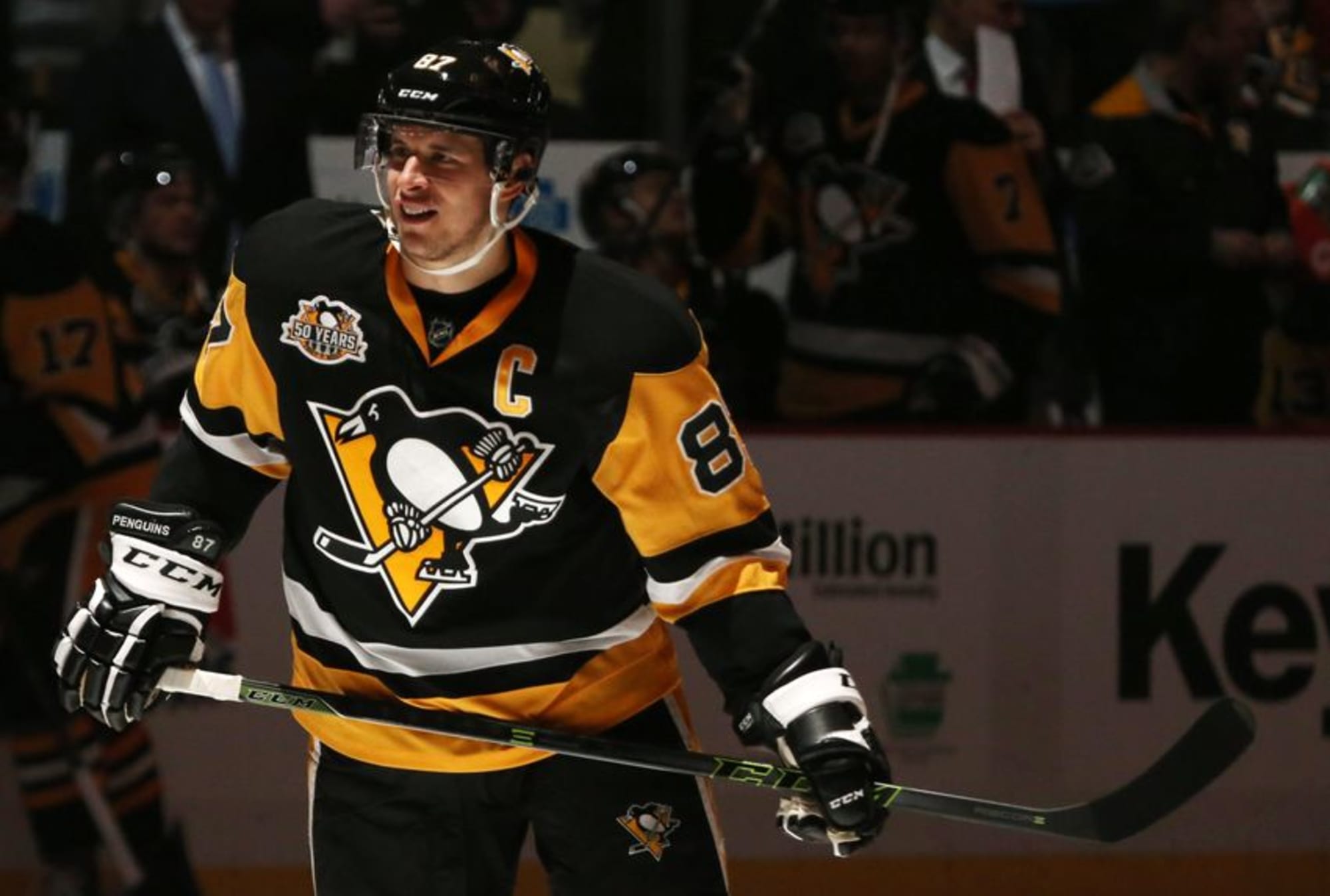 Sidney Crosby entertains at NHL All-Star Skills Competition