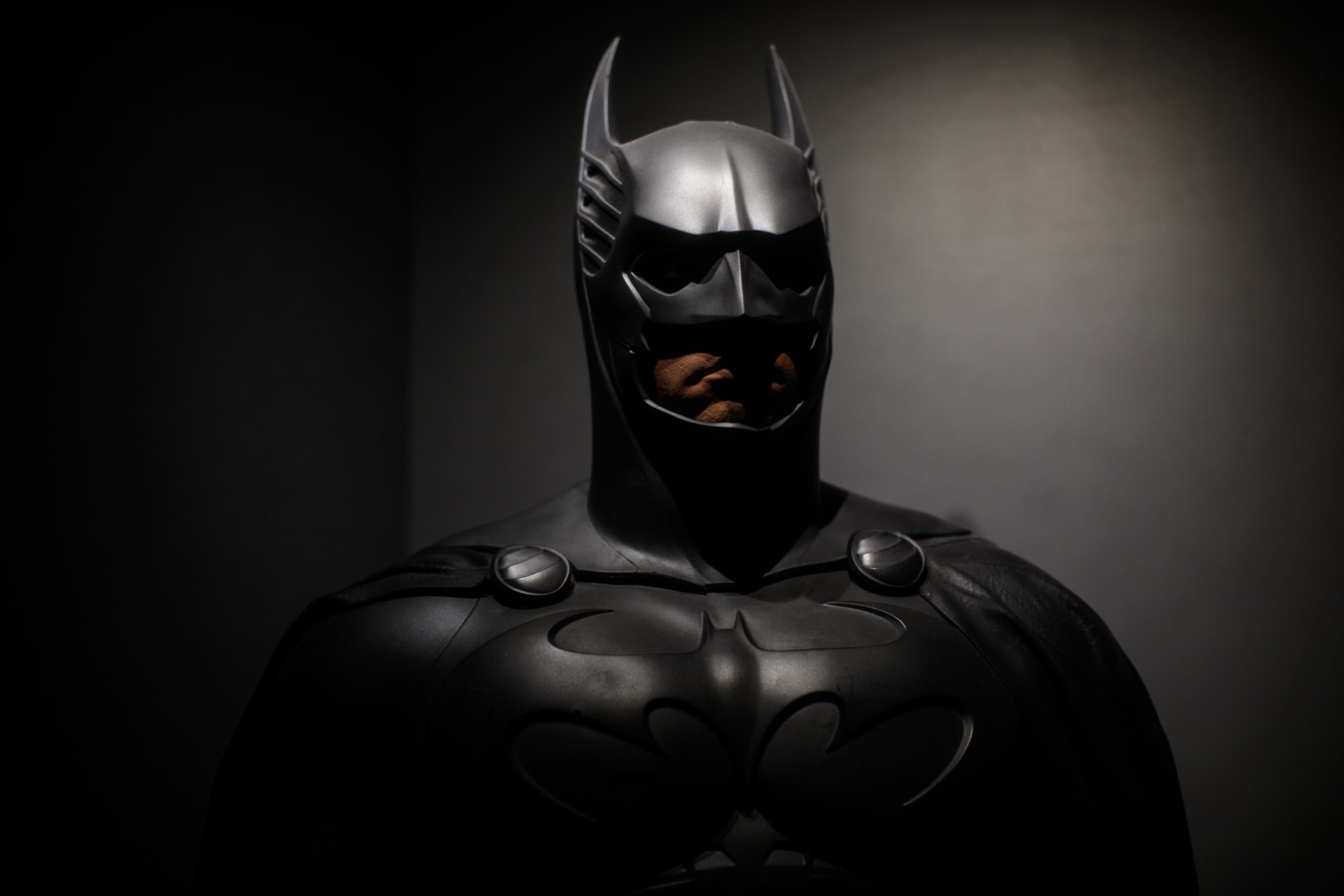 5 NFL teams Batman should save from their villainous owners