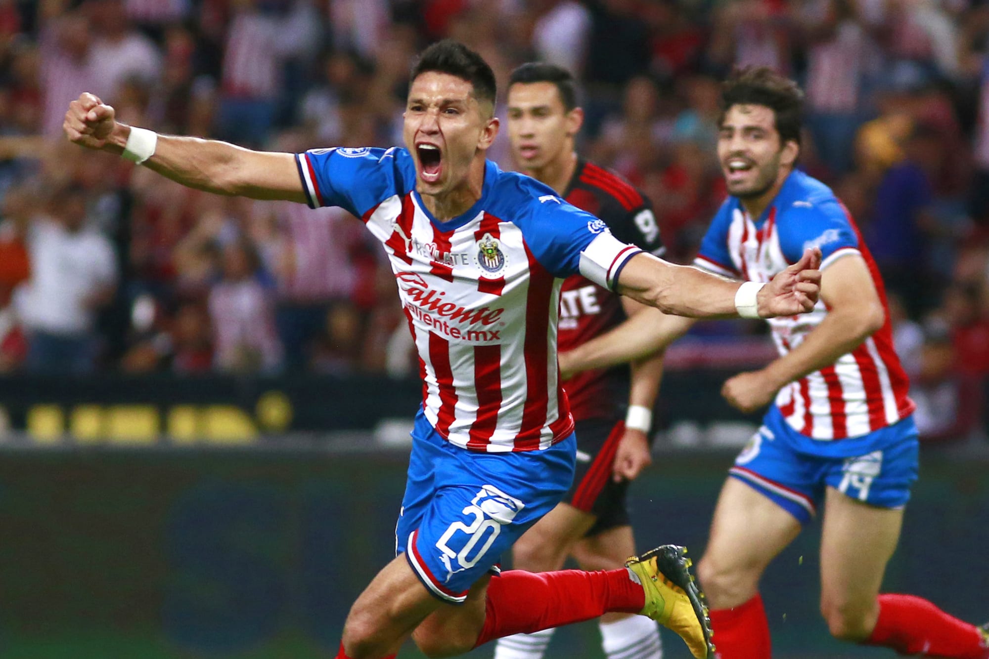 Liga MX recap: Chivas look like a playoff team for the first time in years