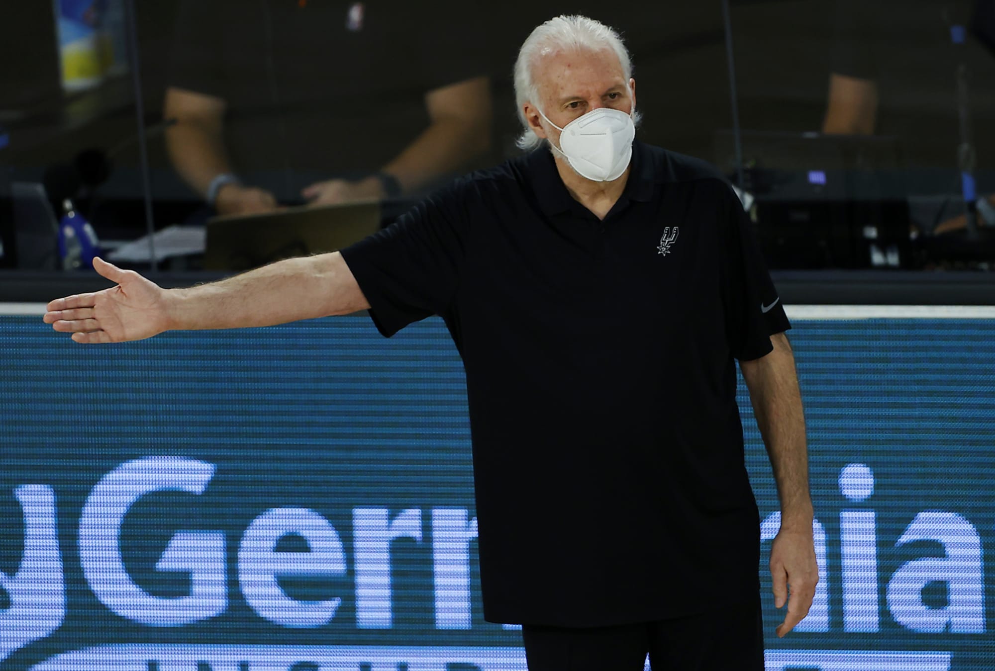 Gregg Popovich mercilessly trolls reporters over Spurs playoff streak