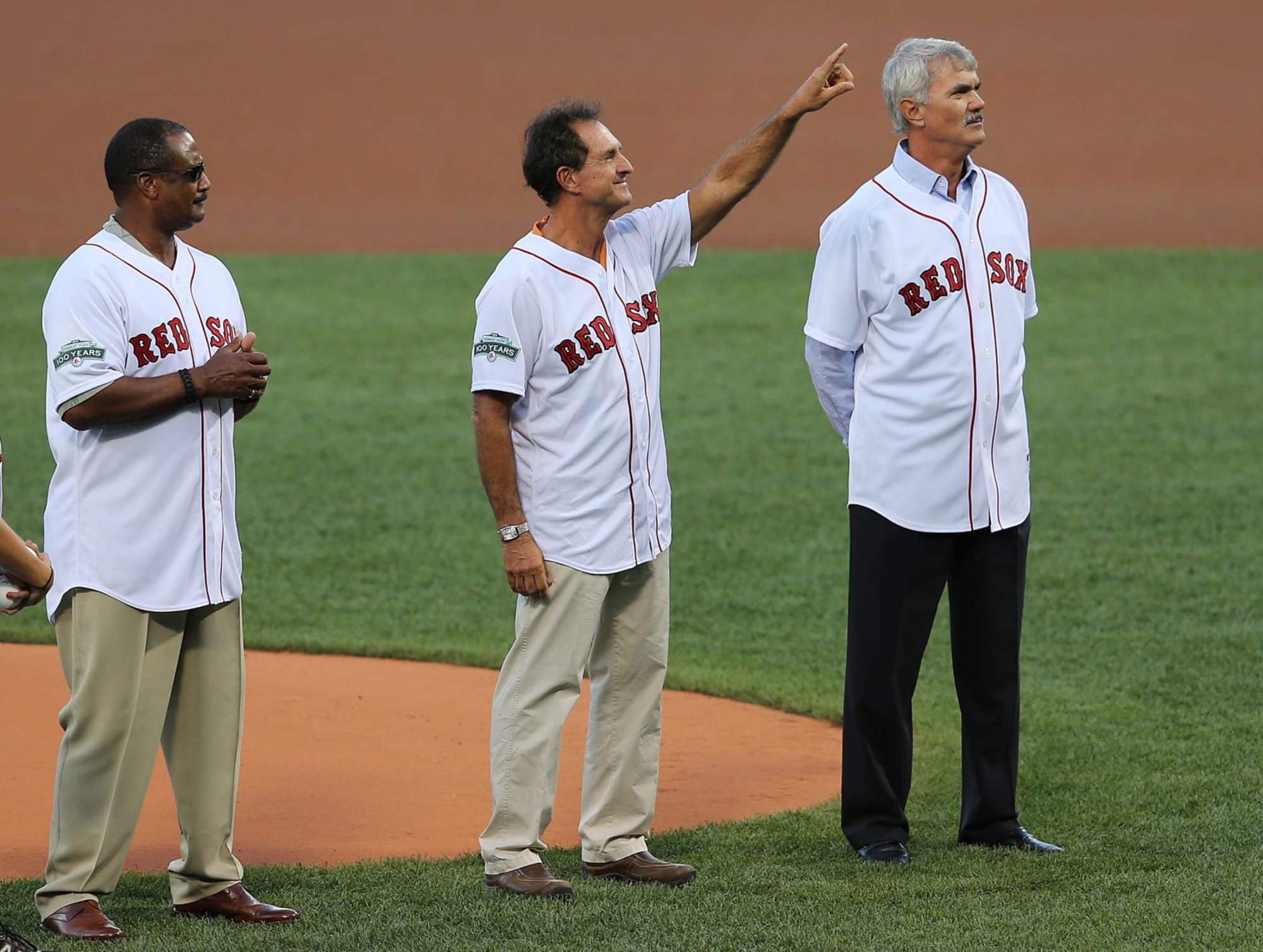 Red Sox legend Fred Lynn would like to be on a Netflix series with his former outfield teammates thumbnail