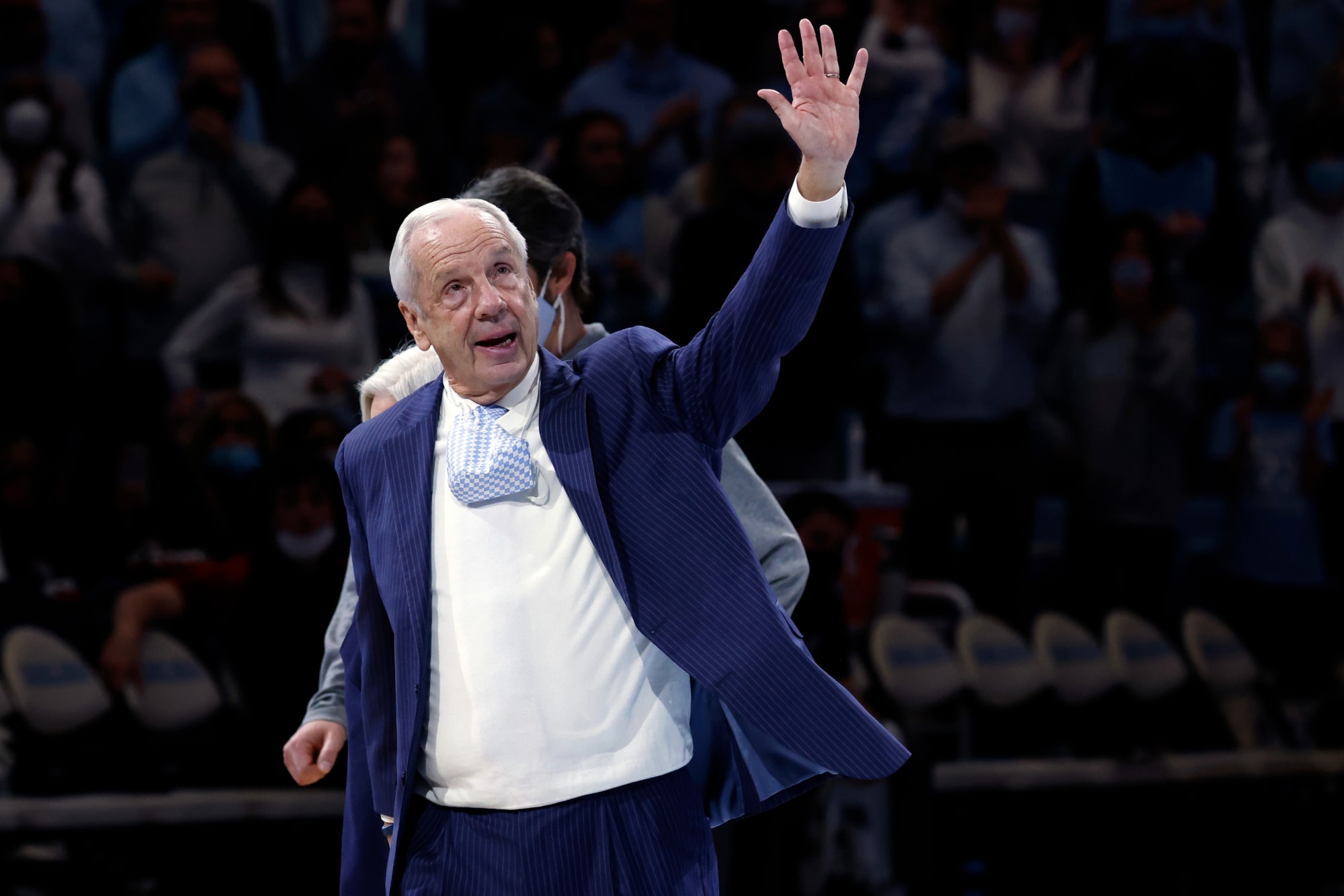 Emotional Roy Williams delivers powerful quote after Hubert Davis leads UNC  back to Final Four