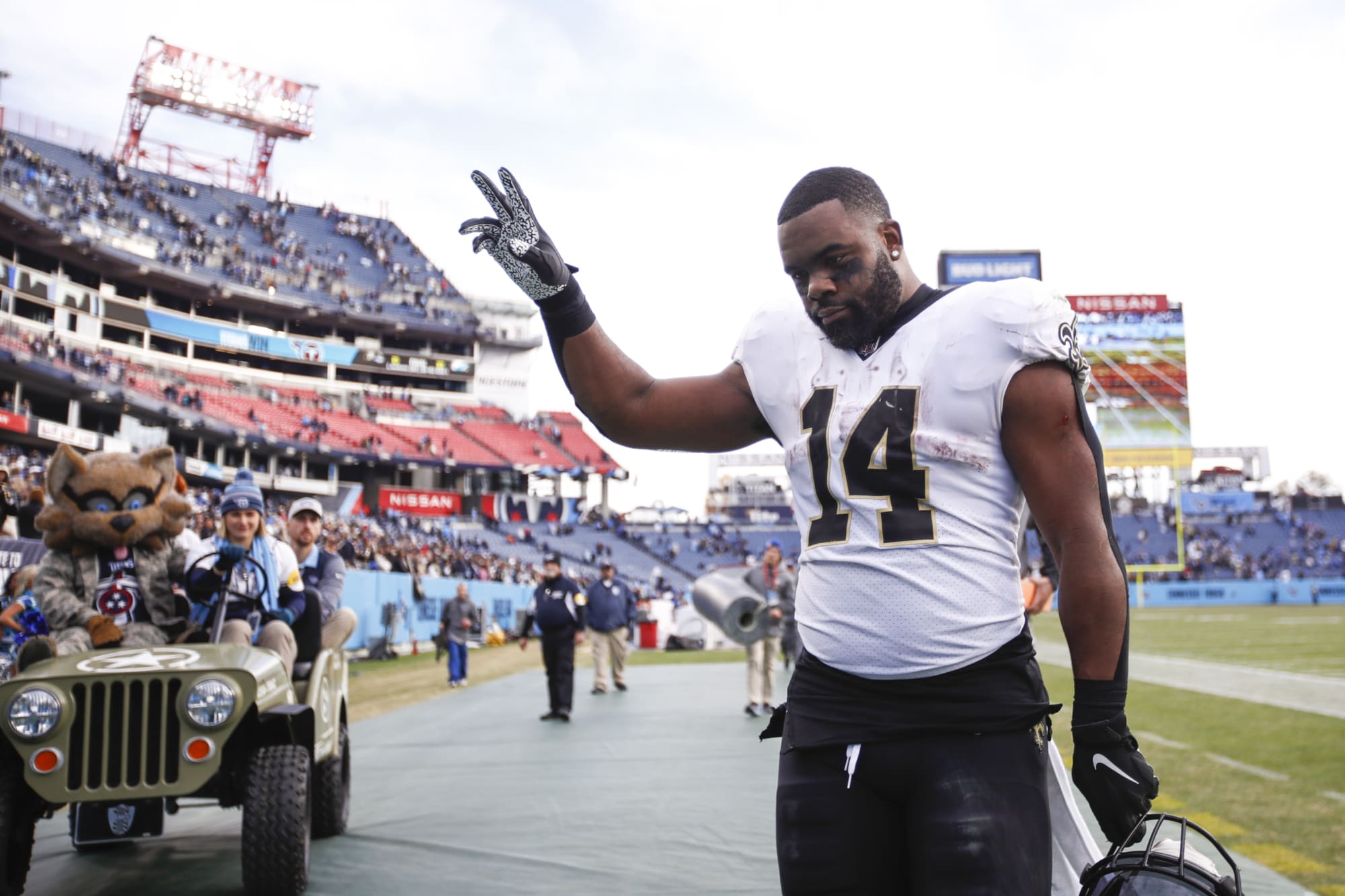 Mark Ingram’s 6-year-old daughter is putting her pops to shame already