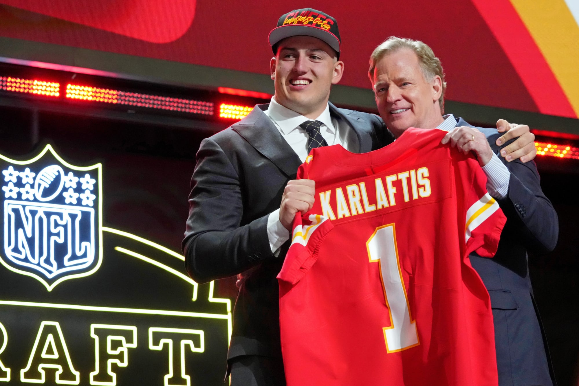 3 best moves the Chiefs made in the NFL Draft thumbnail