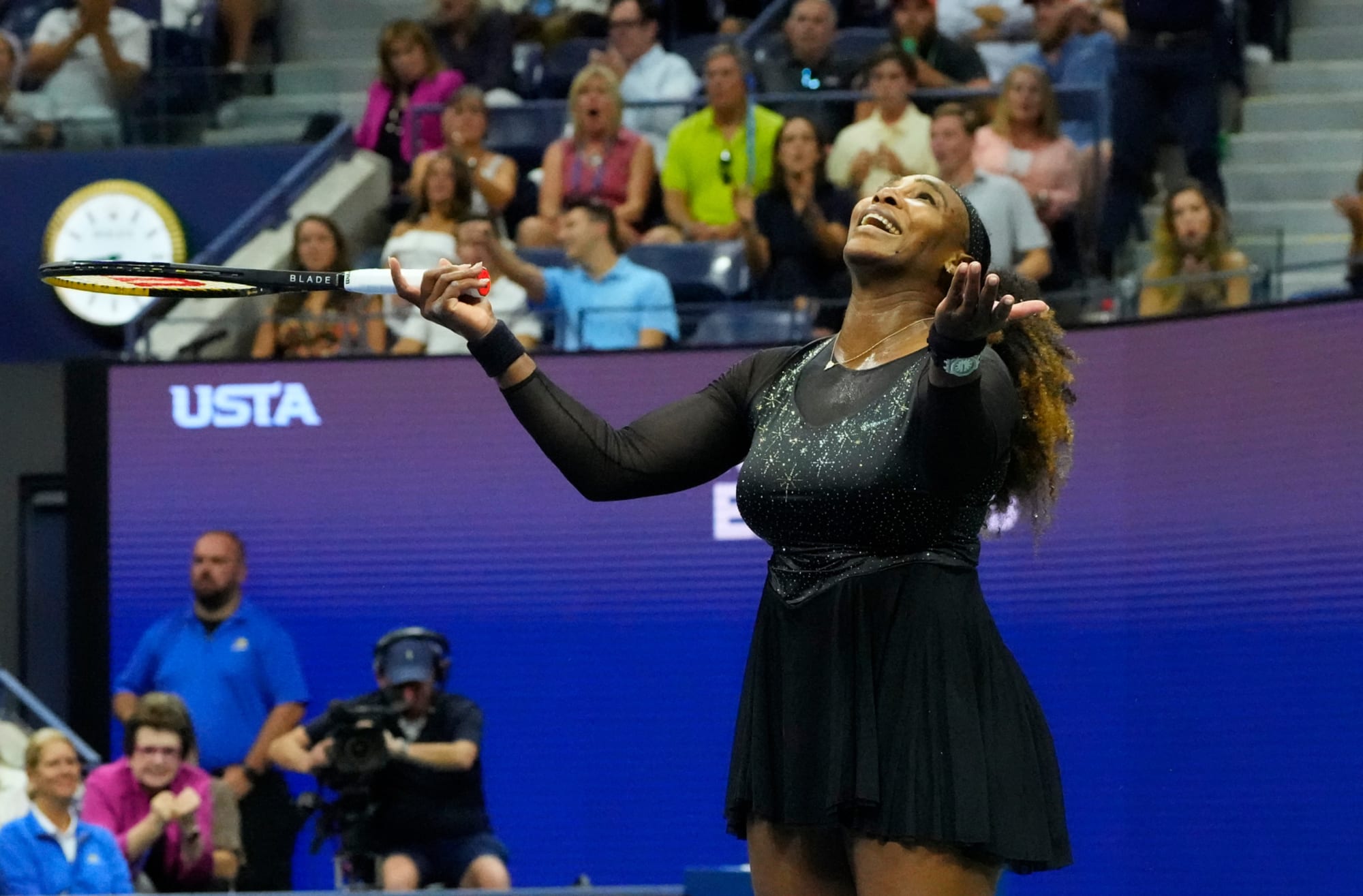 Serena Williams shocks Anett Kontaveit: Best memes and tweets thumbnail