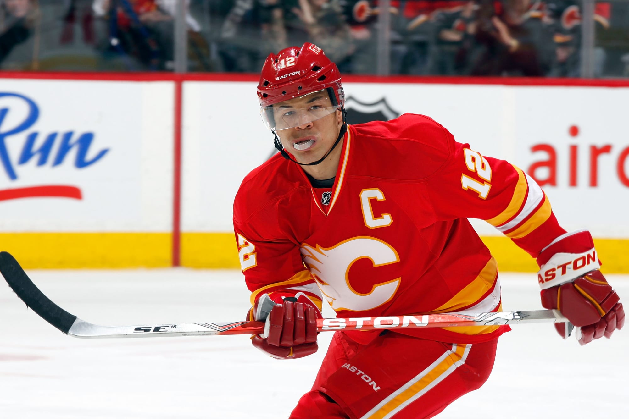 Pittsburgh Penguins acquire Jarome Iginla from Calgary Flames in trade  twist hours after reports had him going to Boston Bruins – New York Daily  News