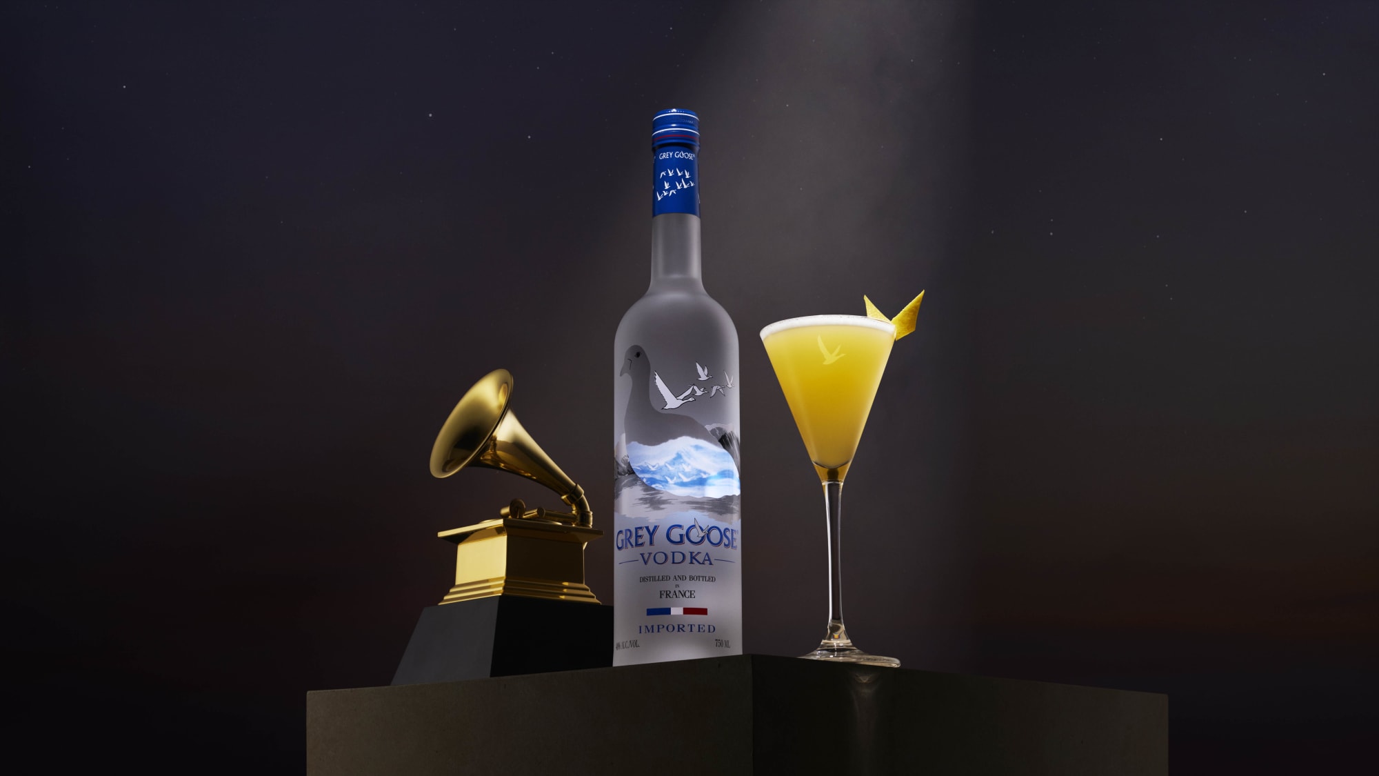 Here’s how to make Passion Drop, the official cocktail of the GRAMMYs