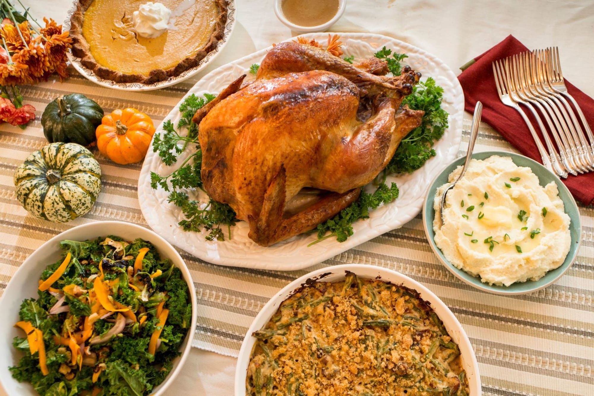 5 Thanksgiving side dishes that do not belong on the dinner table