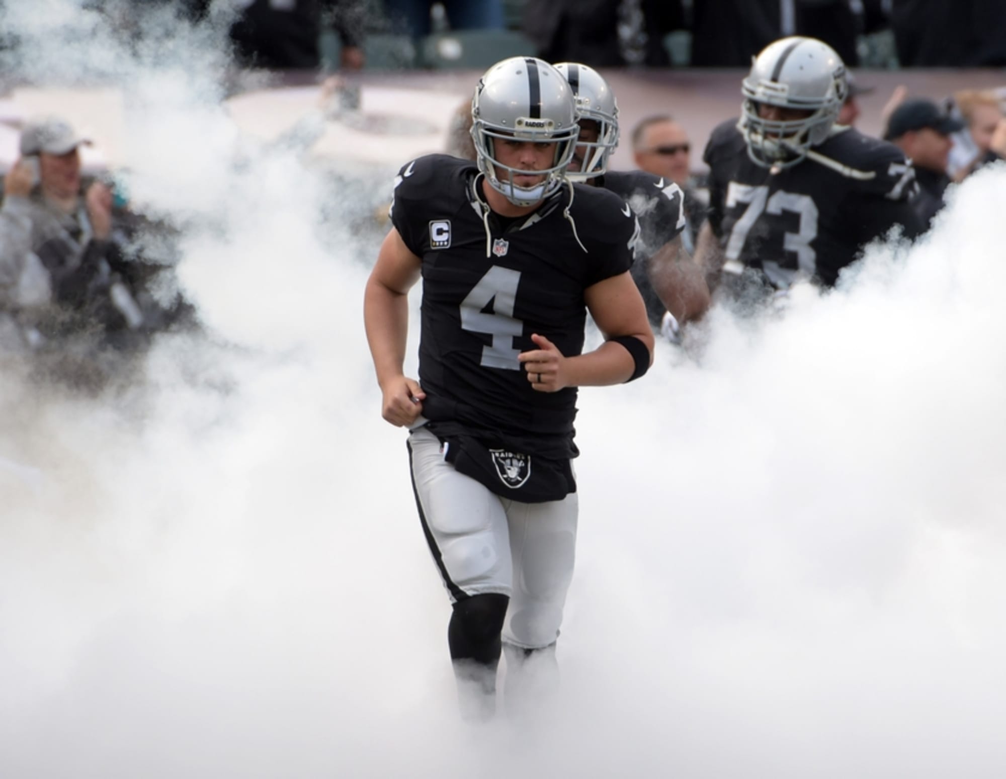 Oakland Raiders: Derek Carr Overhyped And Overrated?