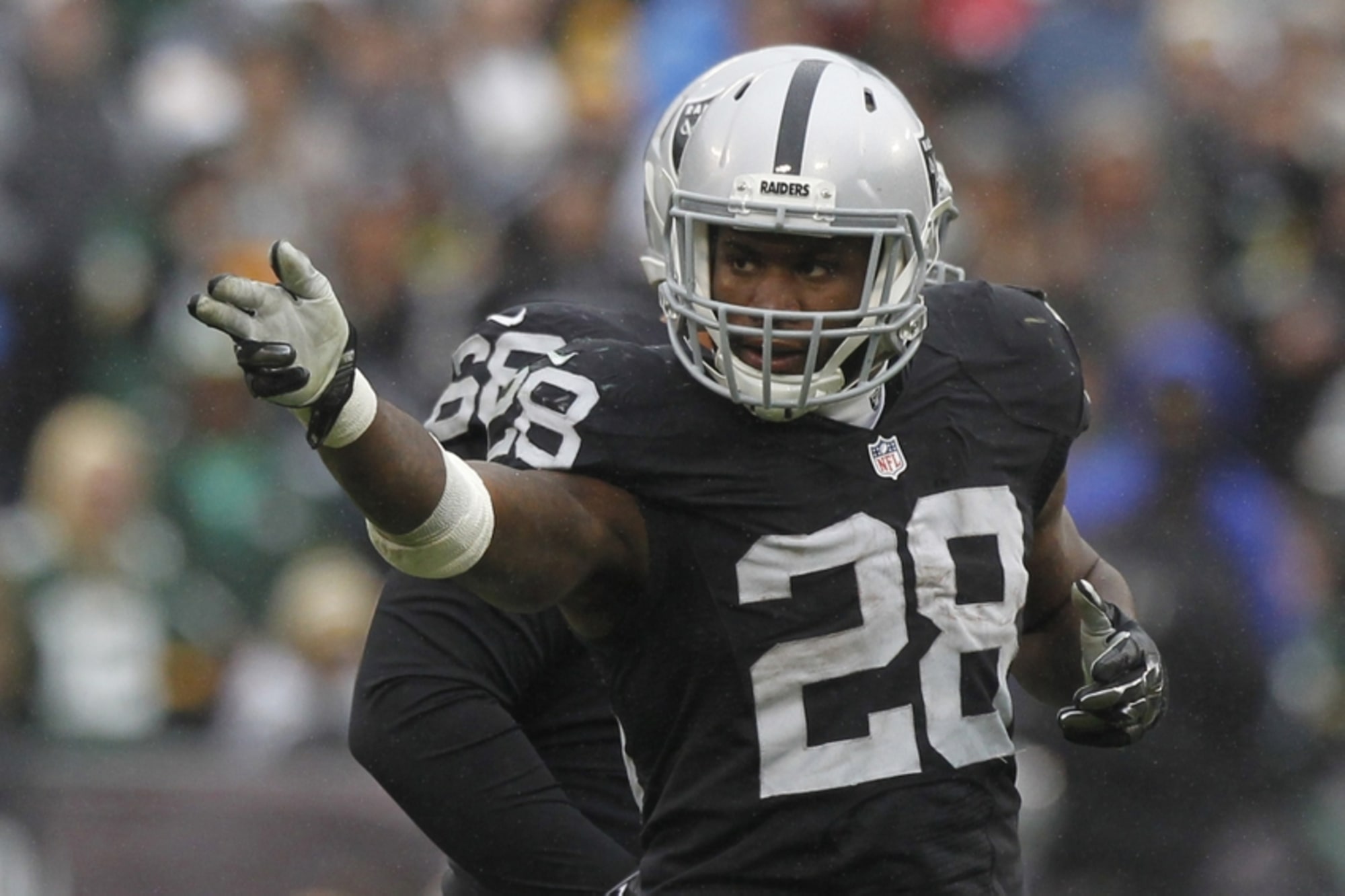 ABC30 Action News - The Oakland Raiders take on the Texans tonight