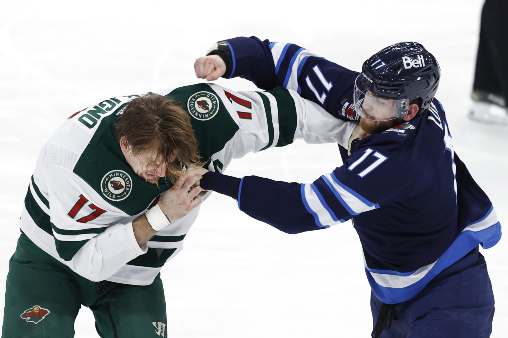 The fight that bonded new Wild teammates Marcus Foligno and Oskar