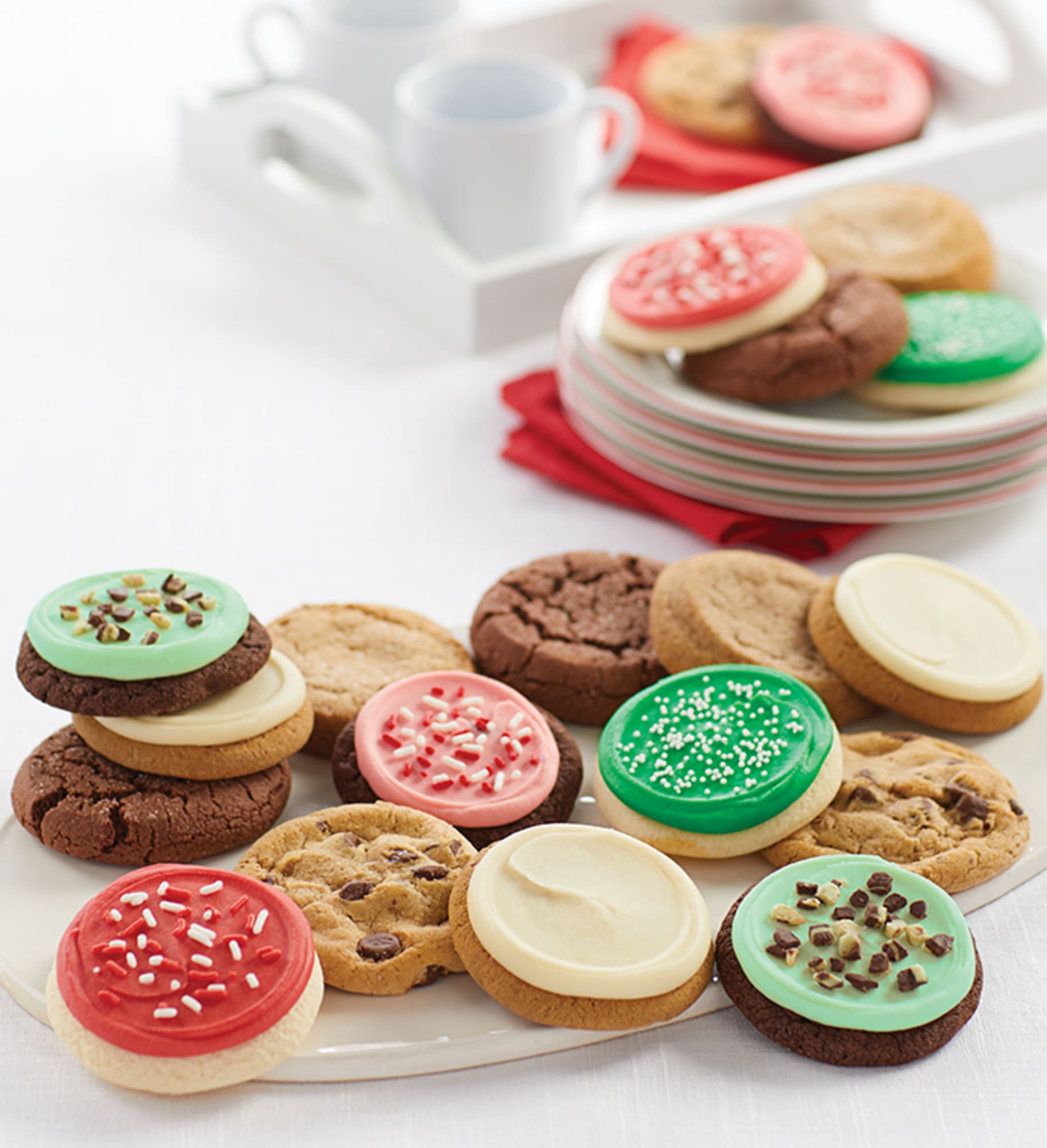 Costco S 70 Count Christmas Cookie Tray Is Stealing The Show