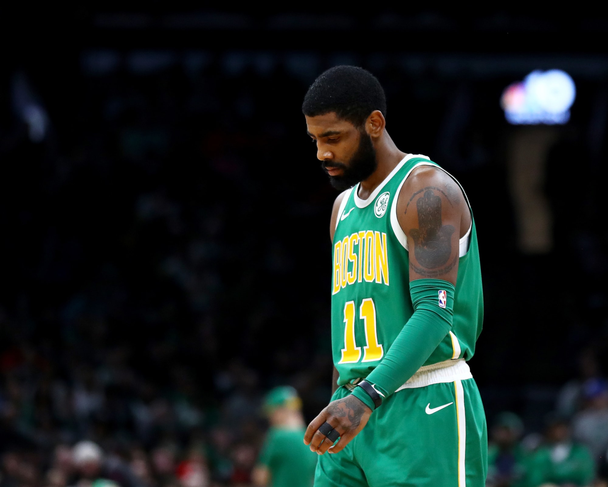Kyrie Irving - Boston Celtics - Opening Night Game-Worn Jersey Charity  Auction (Double-Double) - OneAmericaAppeal.org