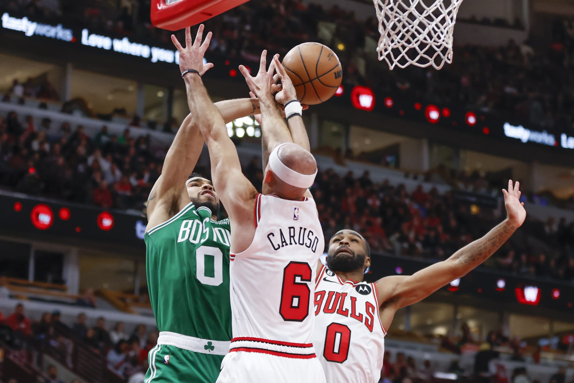 Milwaukee Bucks: Alex Caruso Trade from the Chicago Bulls?