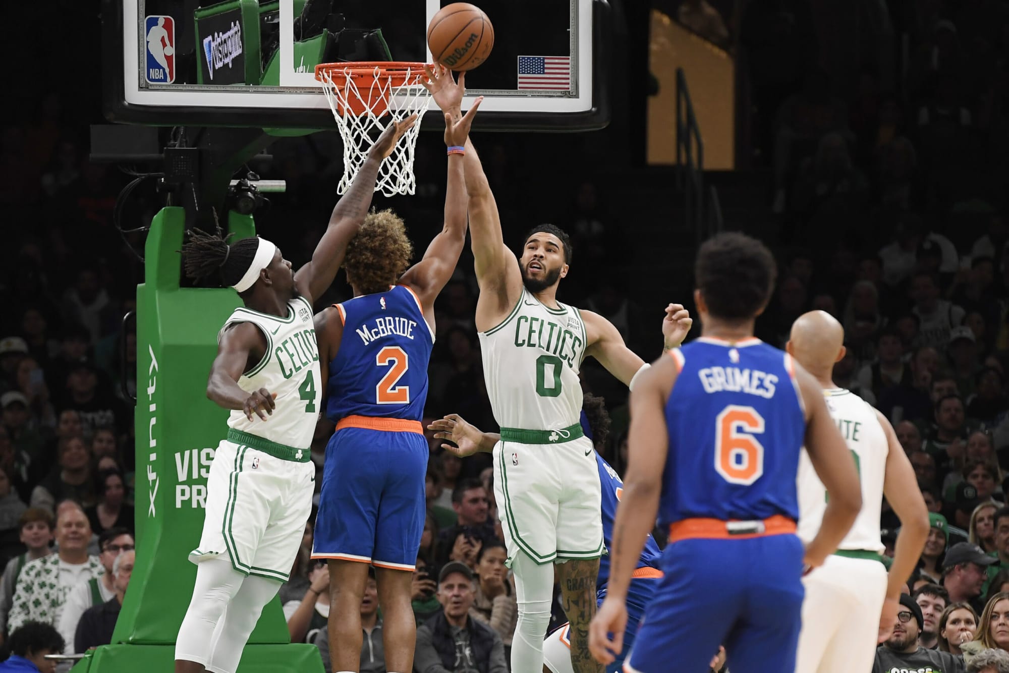 Jrue Holiday Impresses as New Addition to Boston Celtics