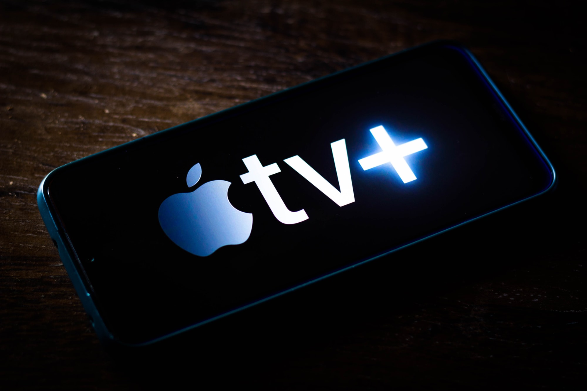 Langt væk Certifikat Gå til kredsløbet 5 Apple TV+ movies and shows coming in January 2022