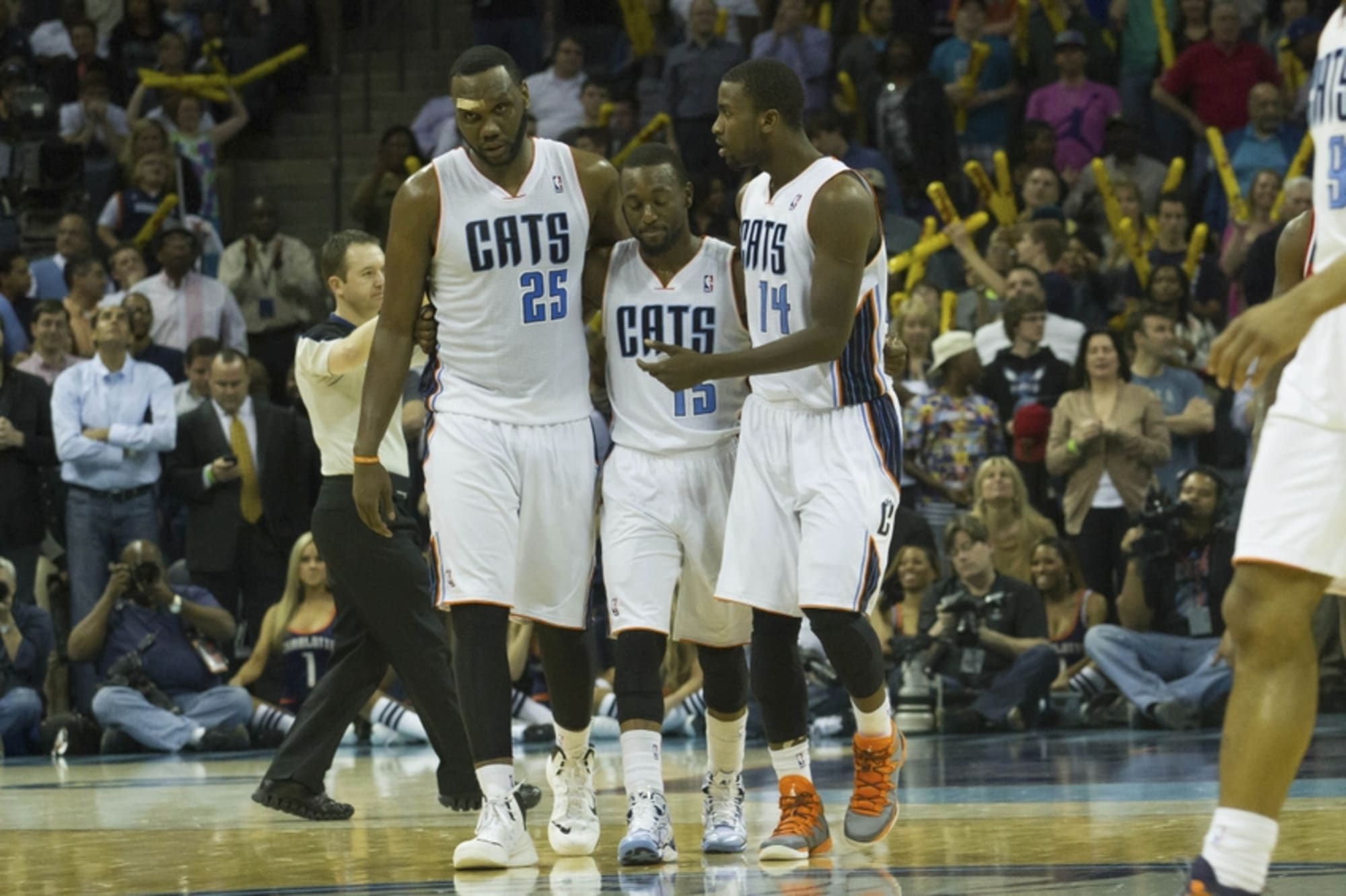 Charlotte Bobcats defeat Wizards 100-94