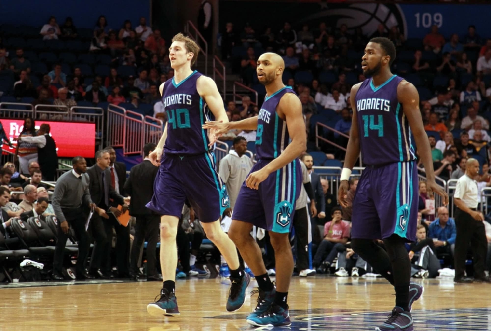 Possible Charlotte Hornets 2014-2015 Uniforms, Logo, and Court!