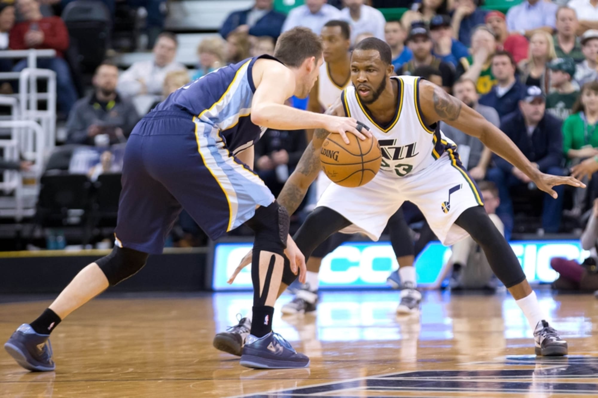Former Utah Jazz lottery pick signs contract with FC Barcelona