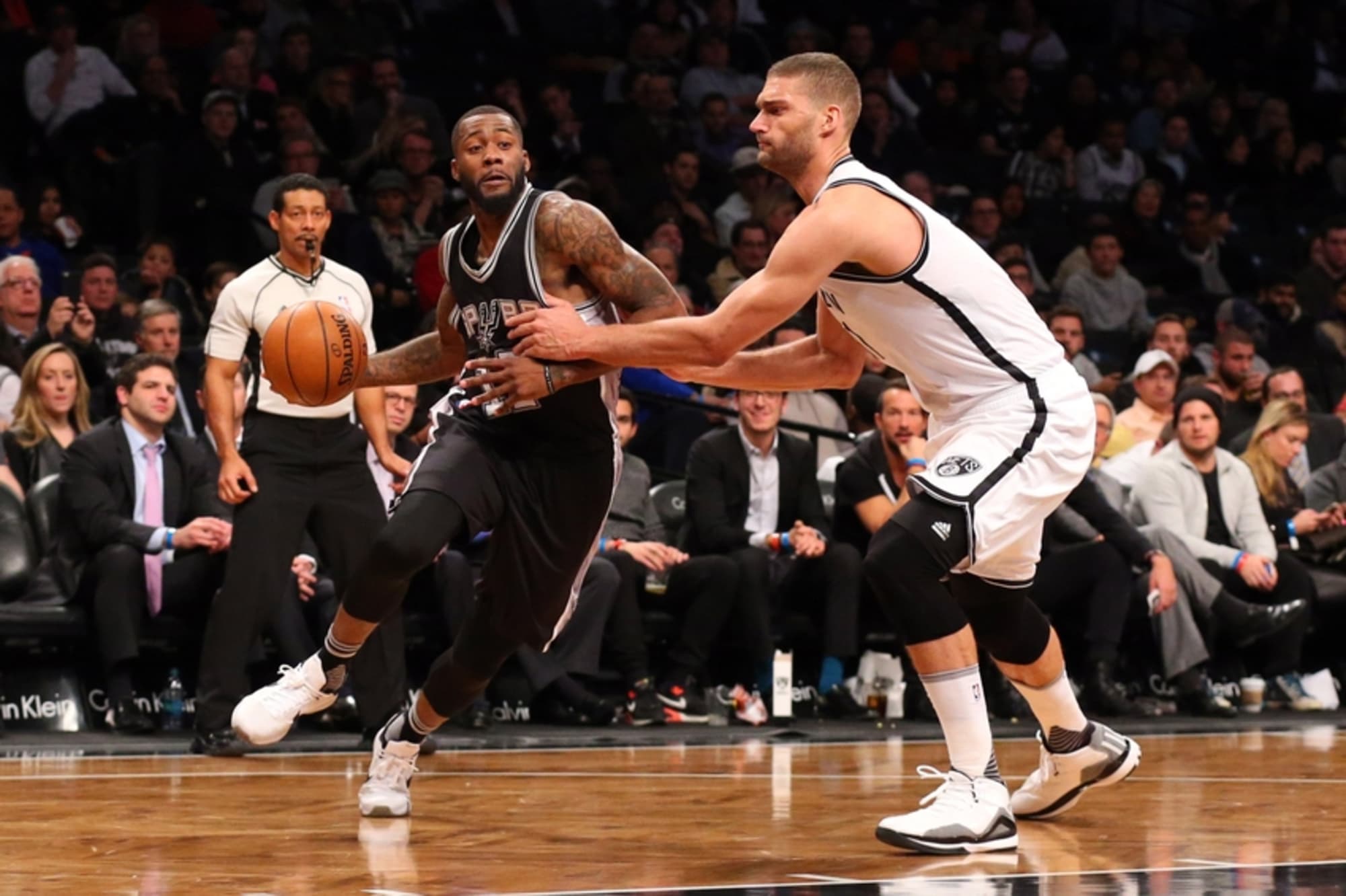 NBA Playoffs: Jonathon Simmons Emerges As Spurs' Silver Lining - Sports  Illustrated