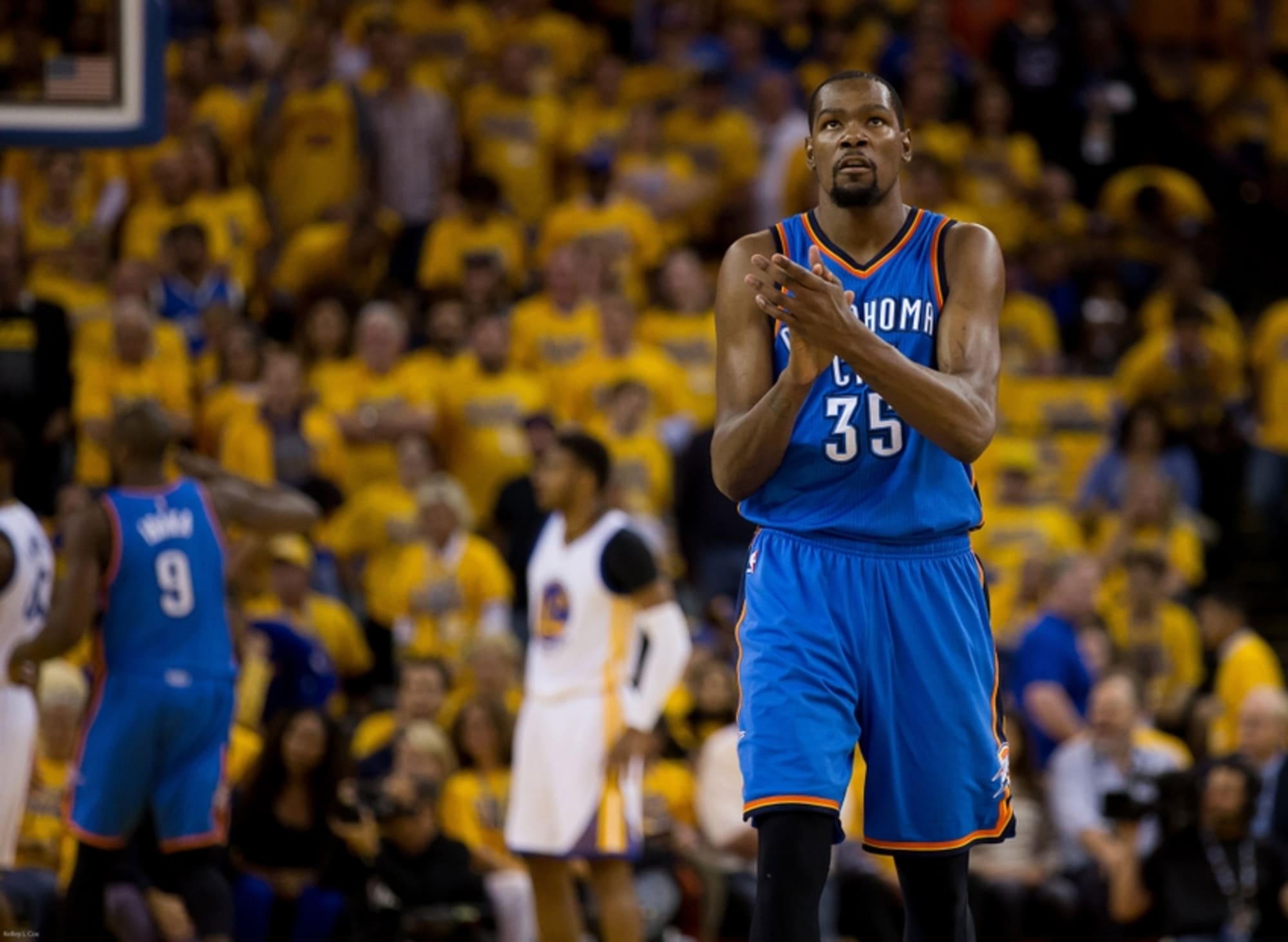 Durant joins Curry and 73-win Golden State Warriors
