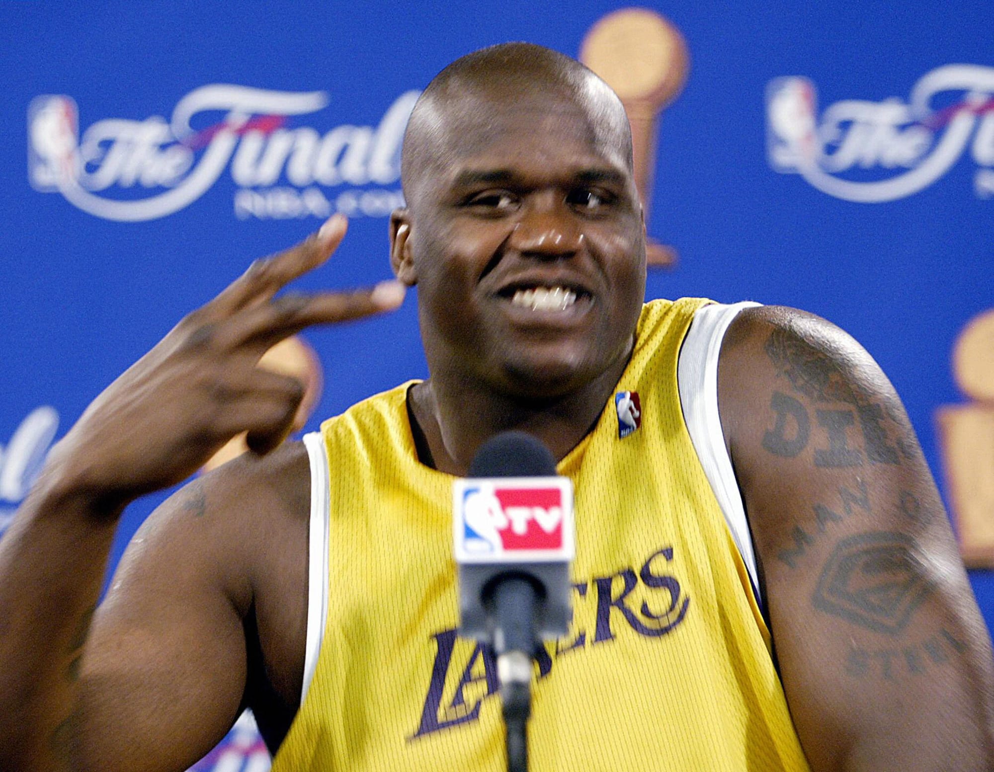 Los Angeles Lakers: Shaquille O'Neal's Top 5 Postseason Moments