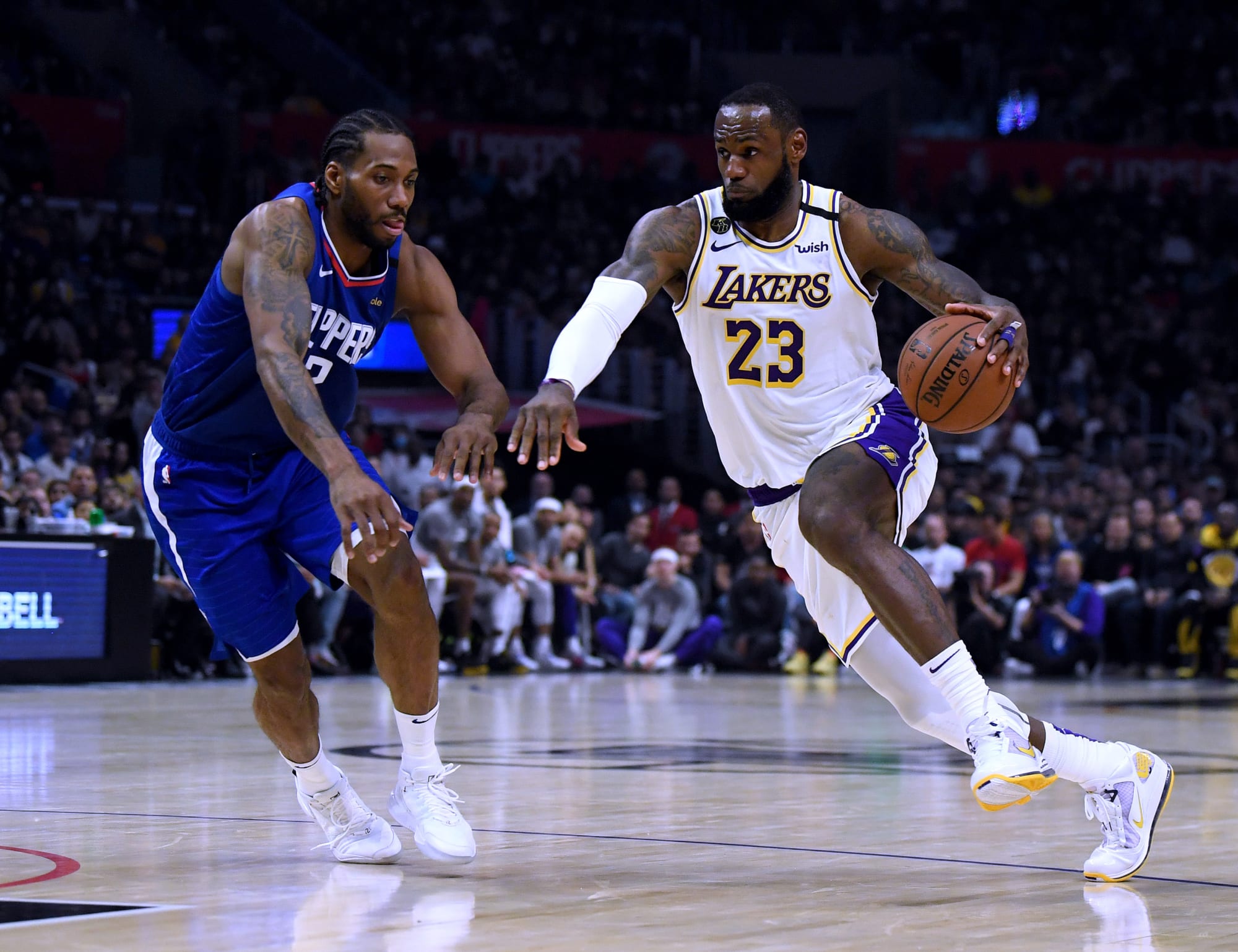 Lakers' LeBron James put on a defensive clinic vs. Kawhi Leonard