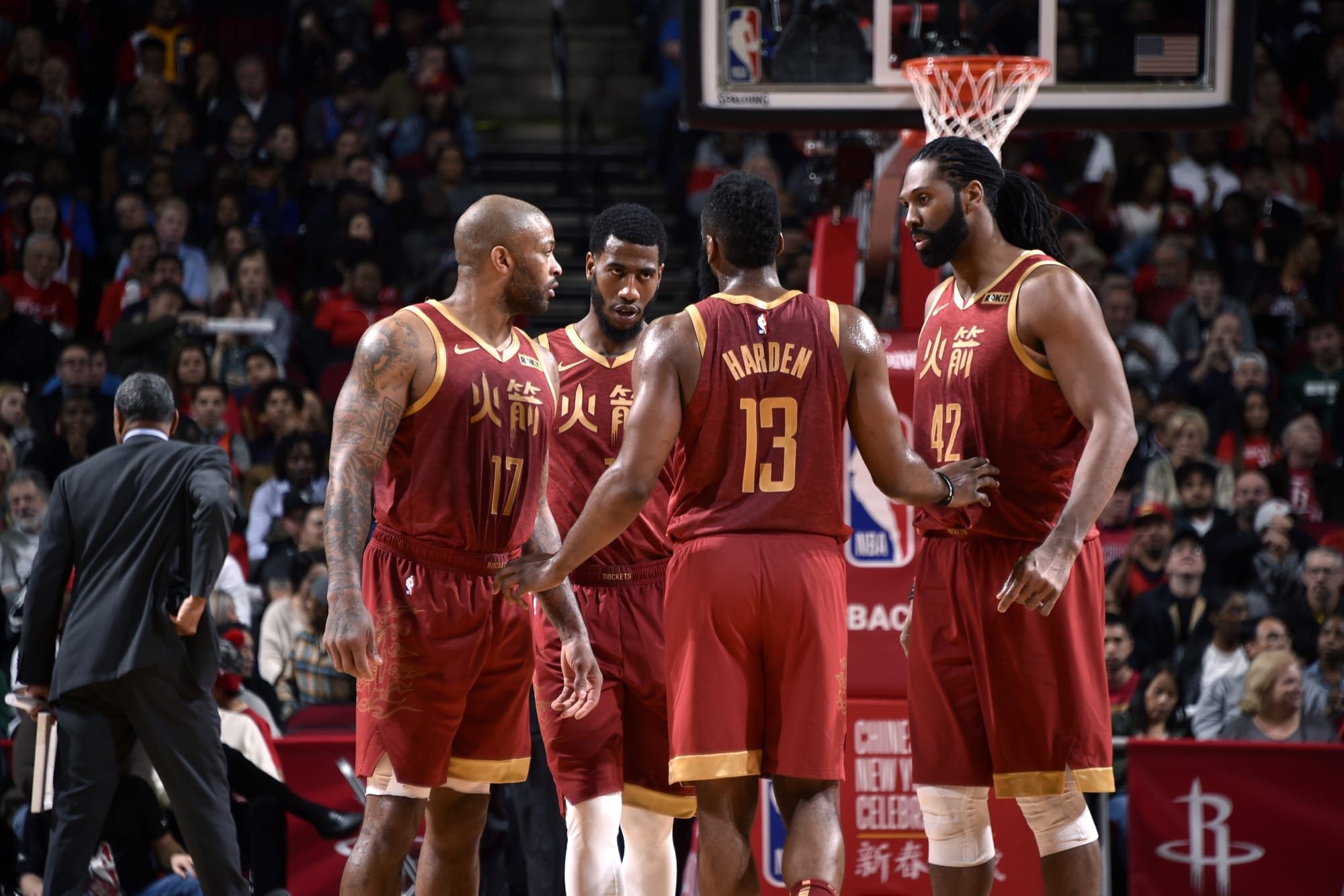Rockets' Chris Paul out week-to-week with knee injury