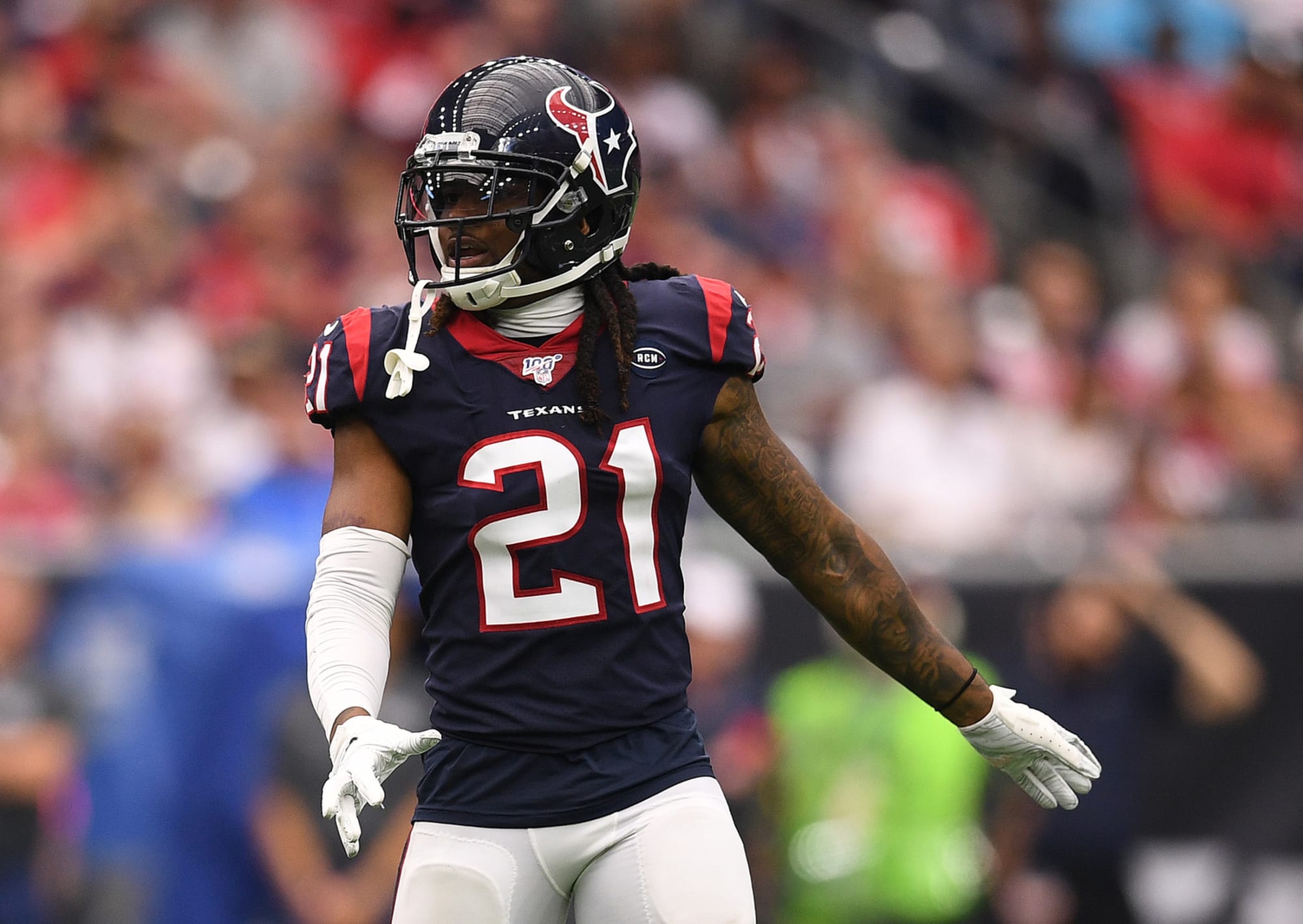 Houston Texans: Bradley Roby signals to fans what he needs to do